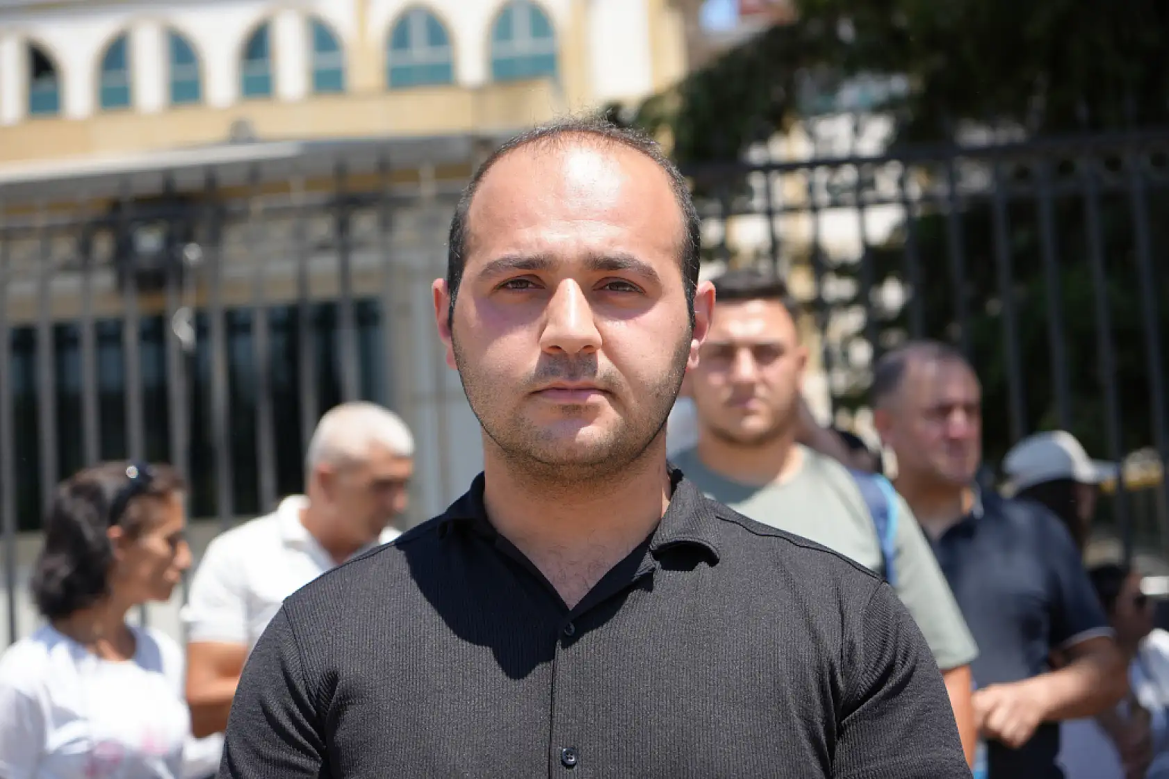 Satın aldıkları araçların kiralık olduğunu öğrenince hayatlarının şokunu yaşadılar