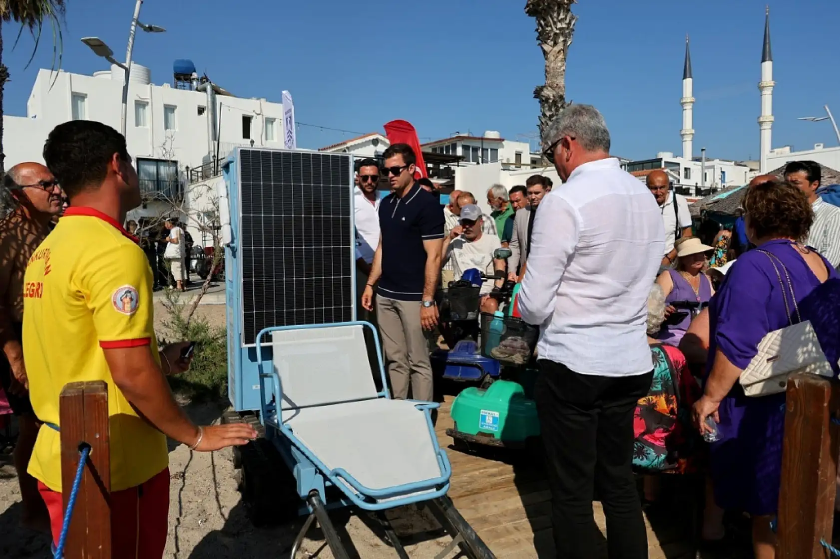 Turgutreis halk plajına raylı sistem kuruldu