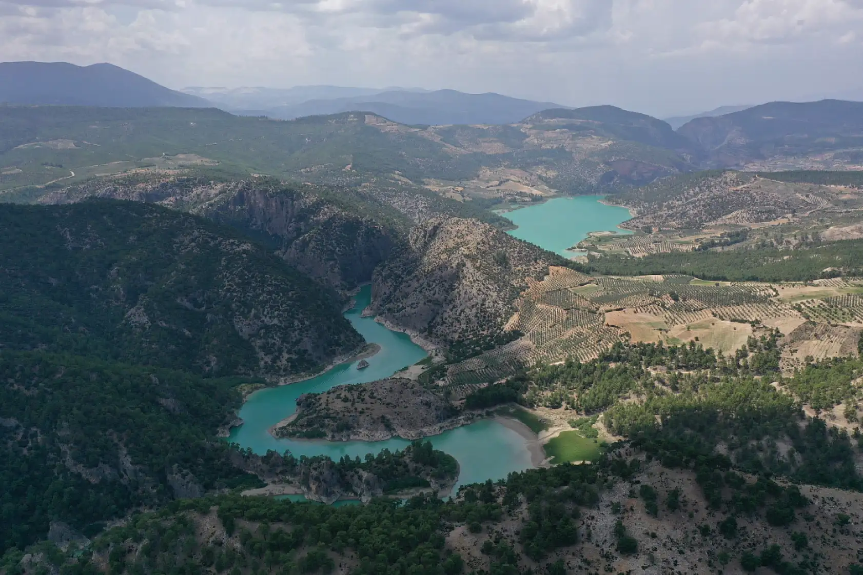 Muğla'ya Komşu Cennet Arapapıştı Kanyonu Ziyaretçi Akınına Uğruyor