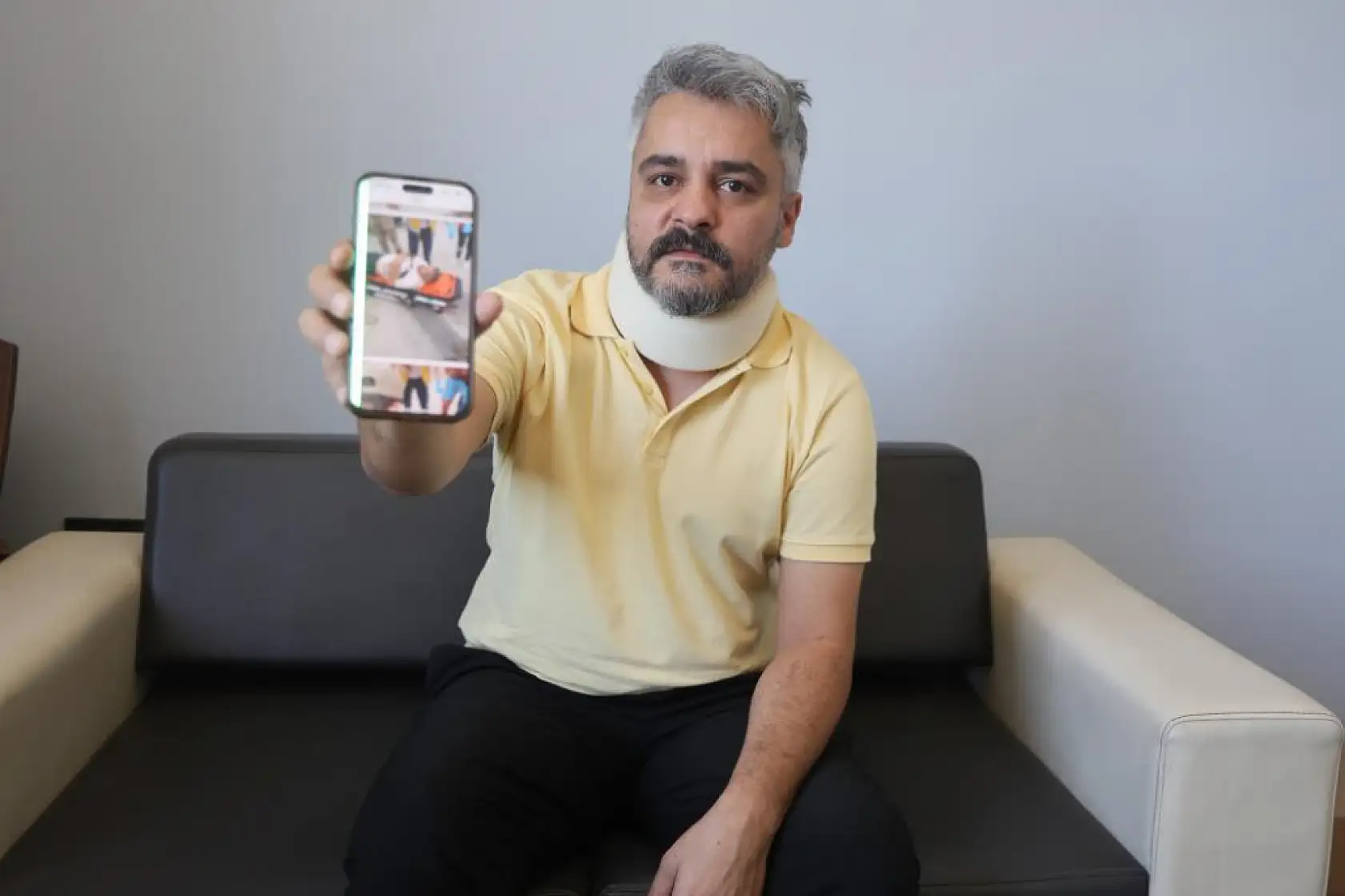 Hafriyat kamyonunun ezdiği otomobilden yaralı kurtulan sürücü, 'Fotoğraflara bakınca ben buradan nasıl çıktım diye kendime soruyorum'