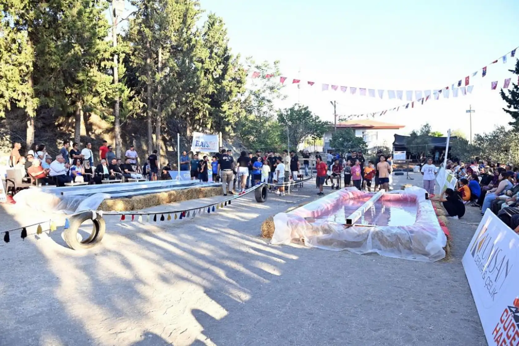 Bu da köy Survivor'u: 5 yıldızlı tatili duyan köylüler kıyasıya yarıştı