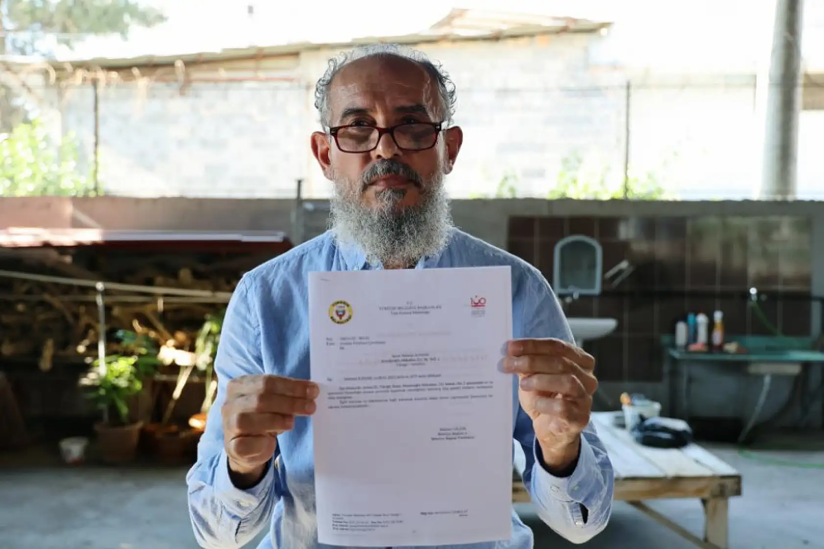 'Tapulu arazim' dedi, sokağın girişini kapattı