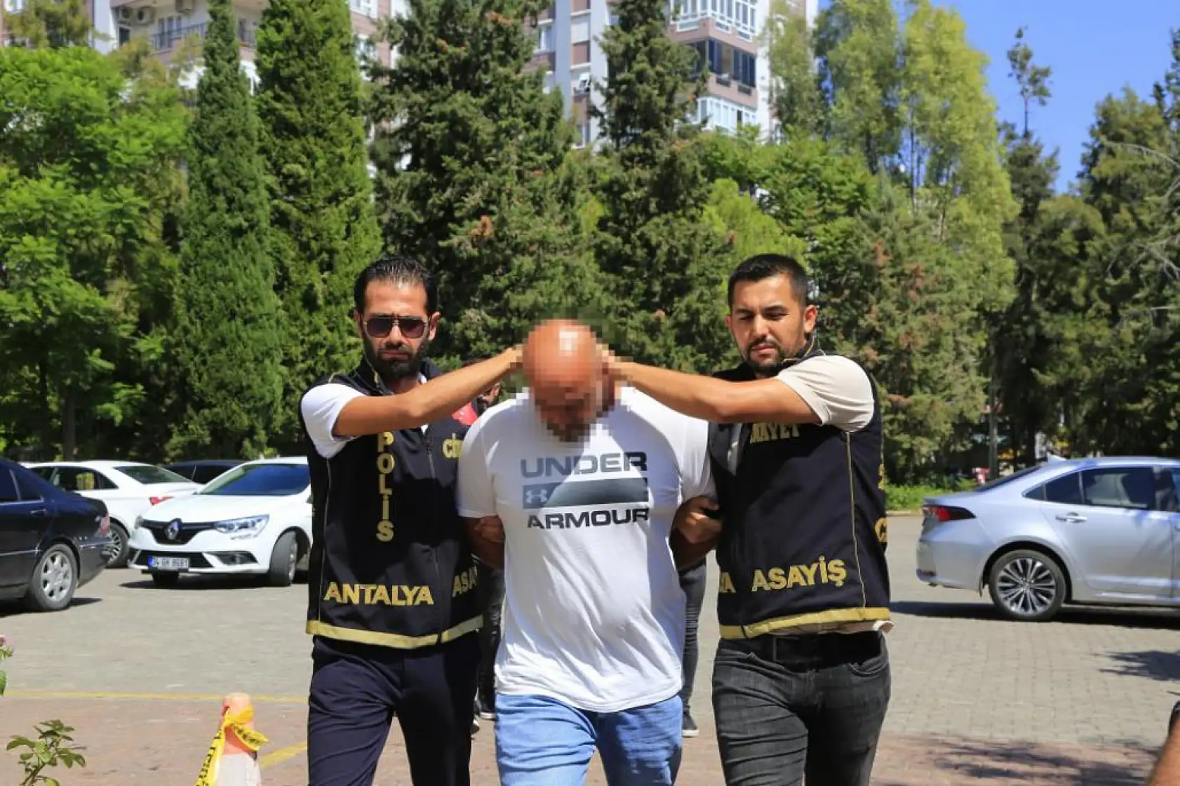 Eşini 9 kurşunla öldüren koca ve arkadaşına ağırlaştırılmış müebbet talebi