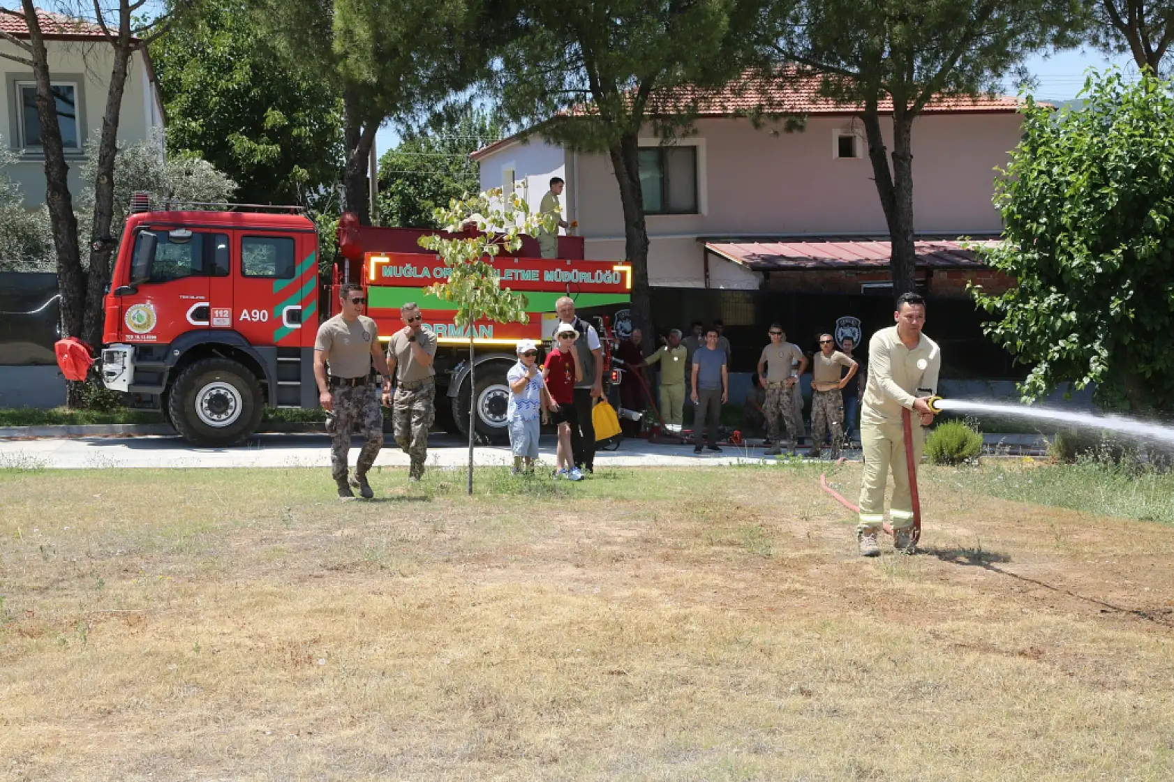 Muğla'da PÖH personeline orman yangınlarıyla mücadele eğitimi verildi
