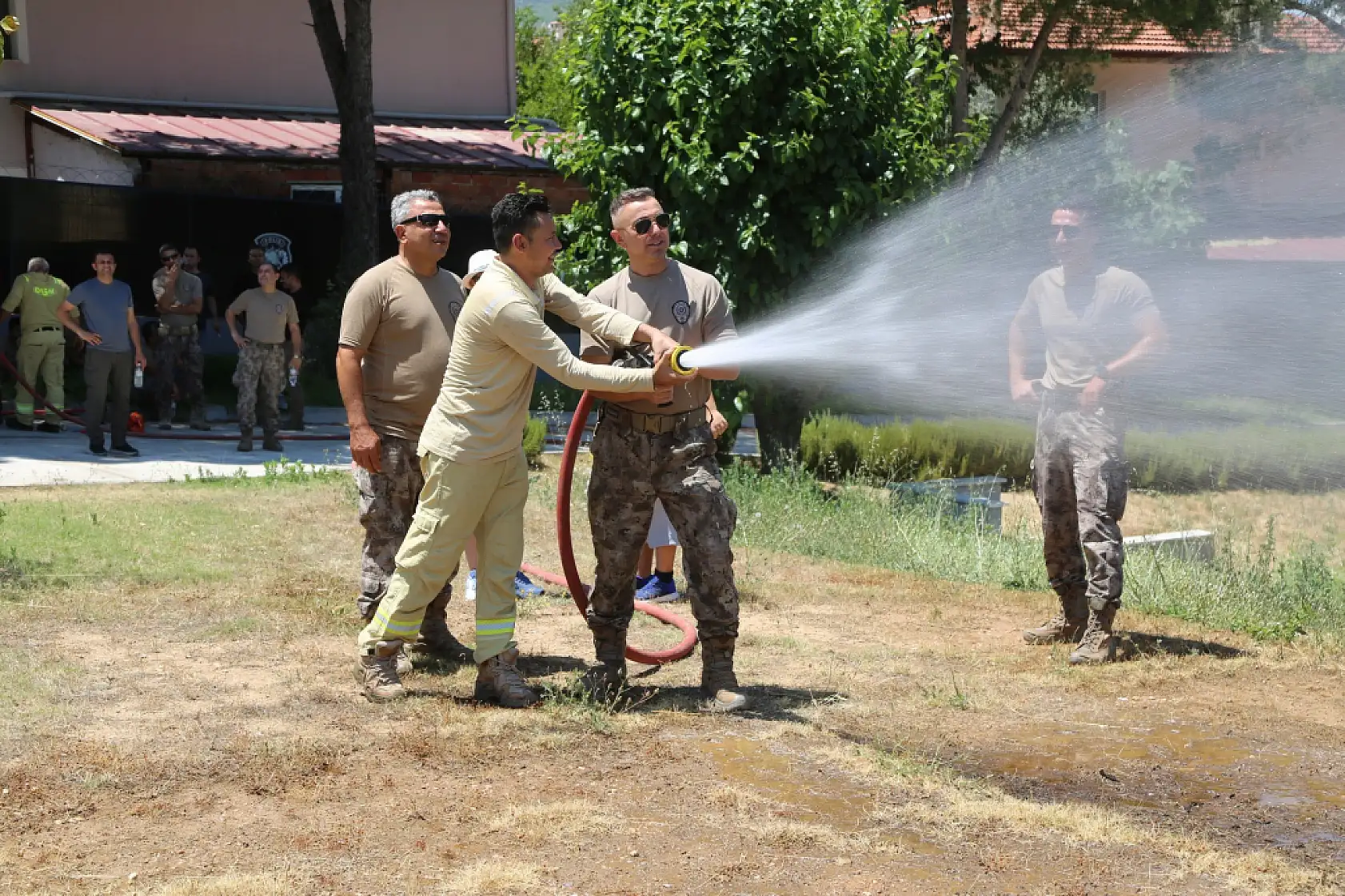 Muğla'da PÖH personeline orman yangınlarıyla mücadele eğitimi verildi