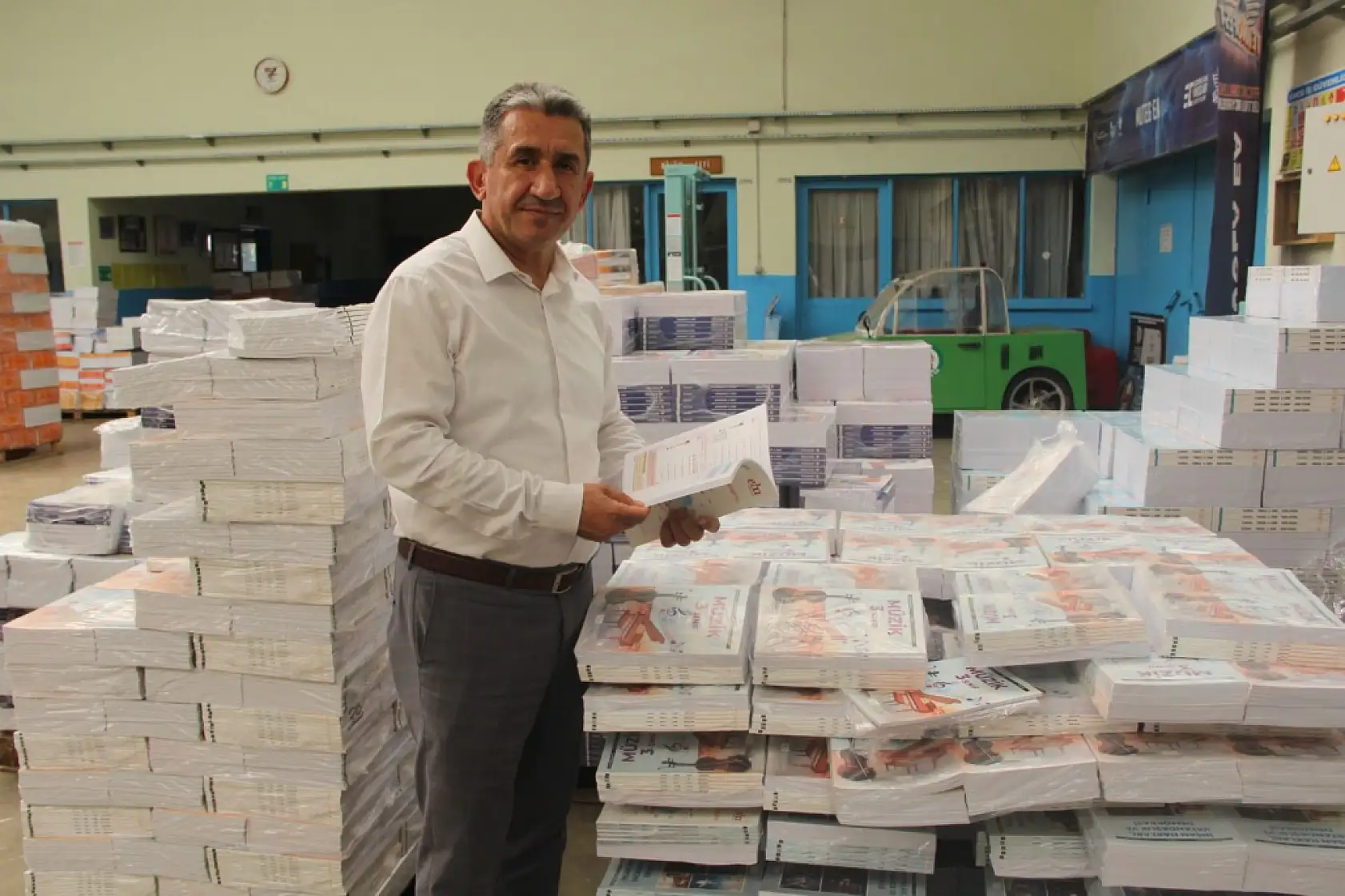 Muğla'da 262 bin 27 ücretsiz ders kitabı okullardaki yerlerini almak üzere yola çıktı