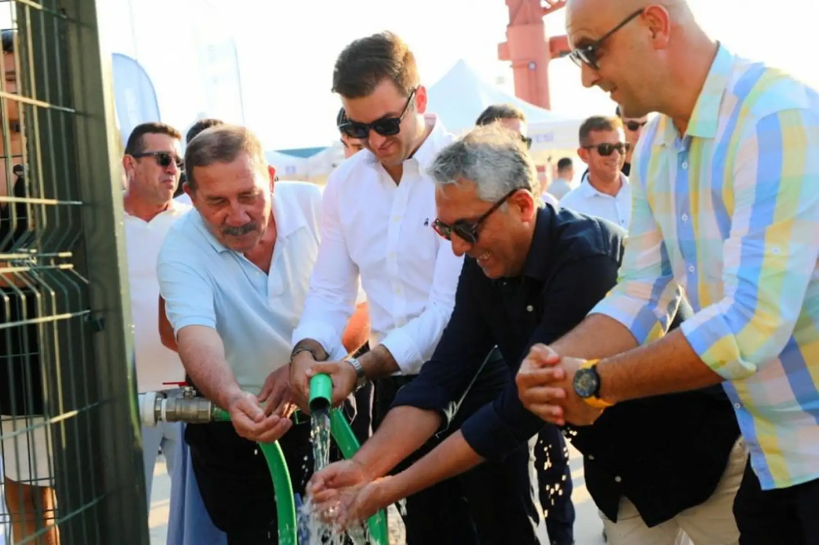 Bodrum'da 'Yüzer Deniz Suyu Arıtma Platformu' tanıtıldı