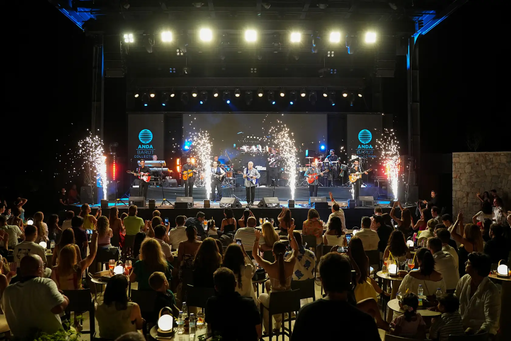 Gipsy Kings by Andre Reyes ve ASH, Didim'de sahne aldı