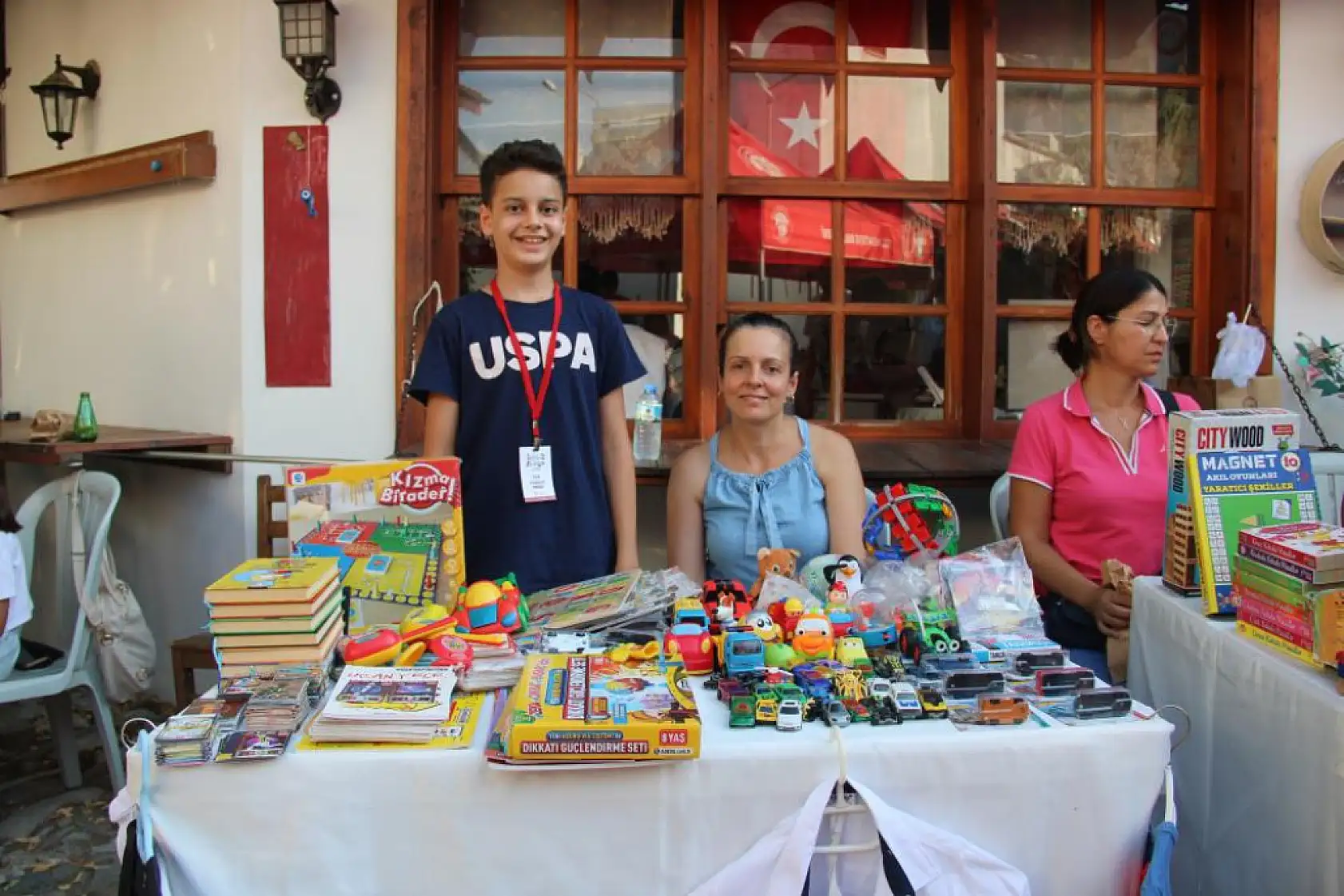 Menteşe'de 3. Hazine Pazarı Şenliği Çocukların Yüzünü Güldürdü