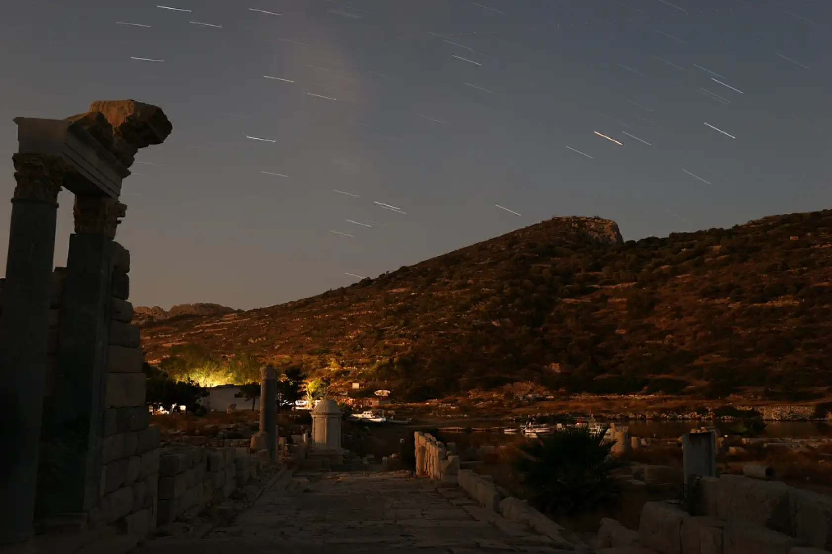 Meteor yağmuru Knidos Antik Kenti'nde görsel şölen oluşturdu