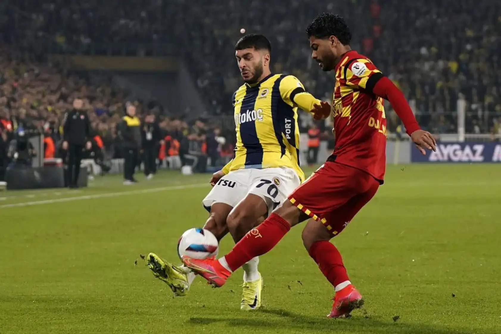Fenerbahçe, ilk lig maçına İzmir'de çıkacak