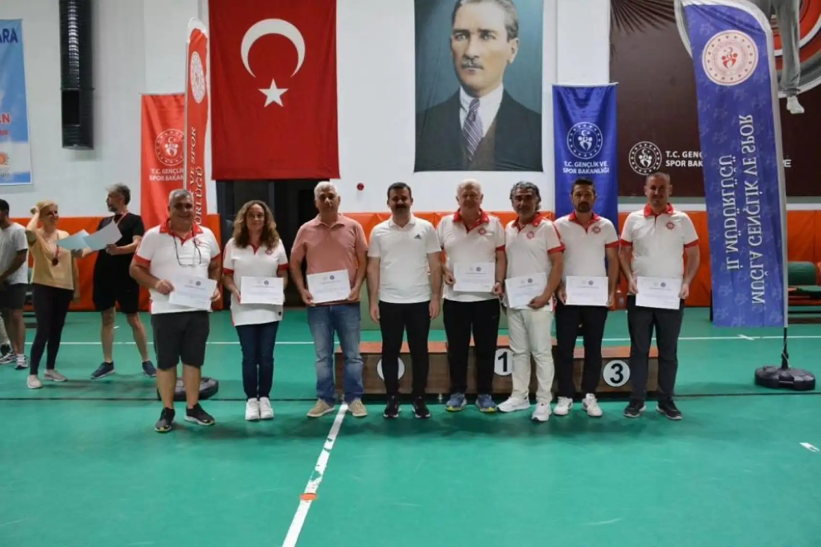 Köyceğiz'de Zafer Kupası Floor Curling turnuvası tamamlandı