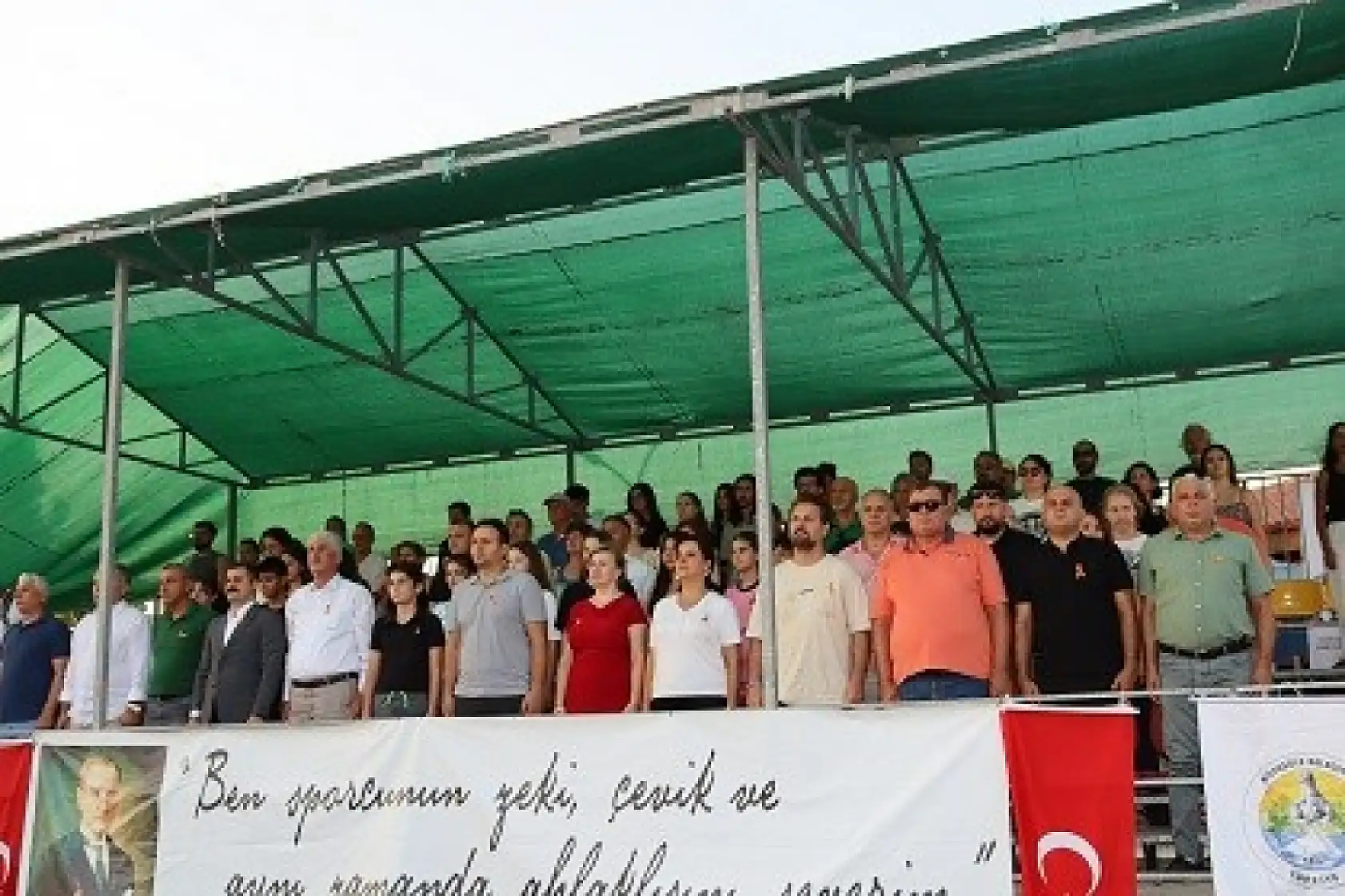 Köyceğiz'de 'Evinin Sultanları Plajda Zafer Kupası Voleybol Turnuvası' başladı