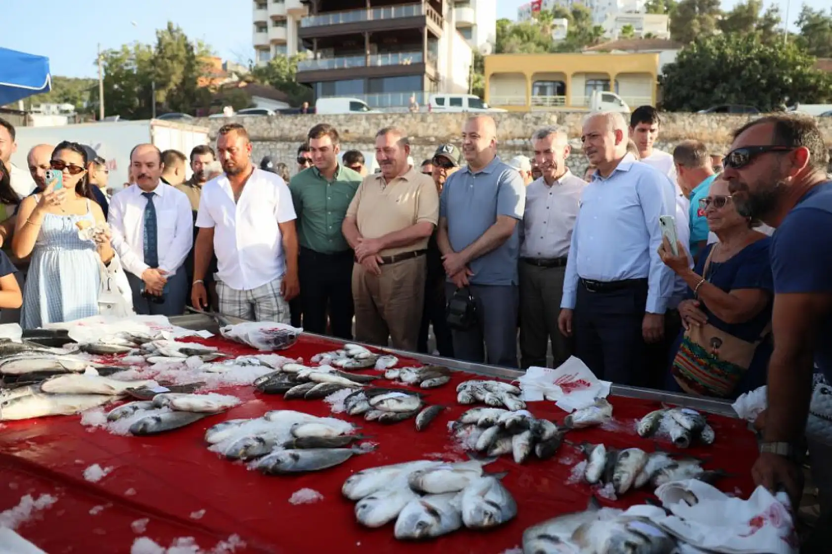 Muğla'da su ürünleri av sezonu açıldı