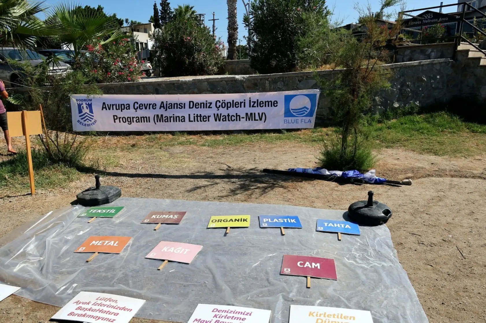 Deniz Çöpleri İzleme Programı Turgutreis'te devam etti