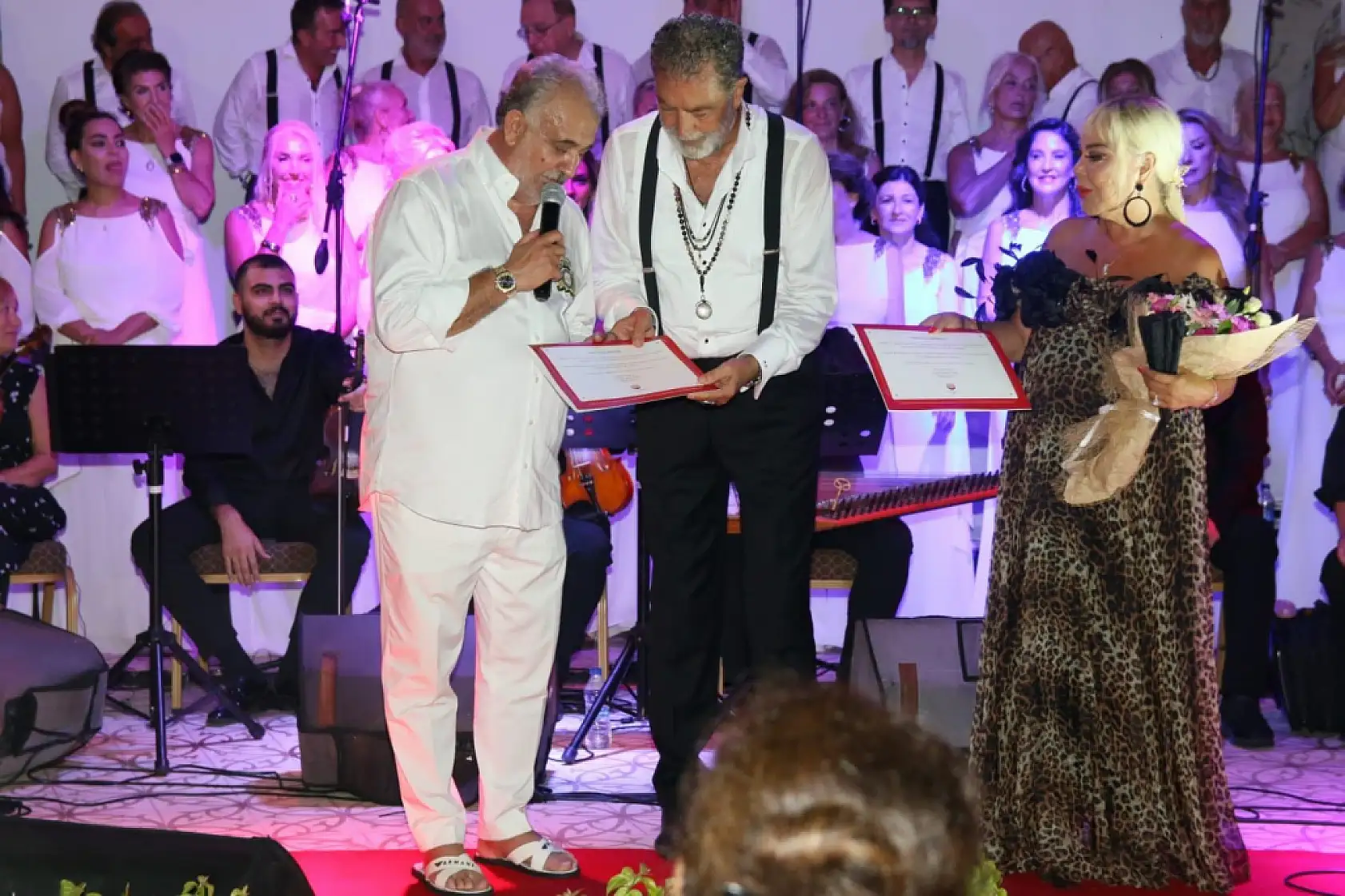 C-majör'den Bodrum'da anlamlı konser
