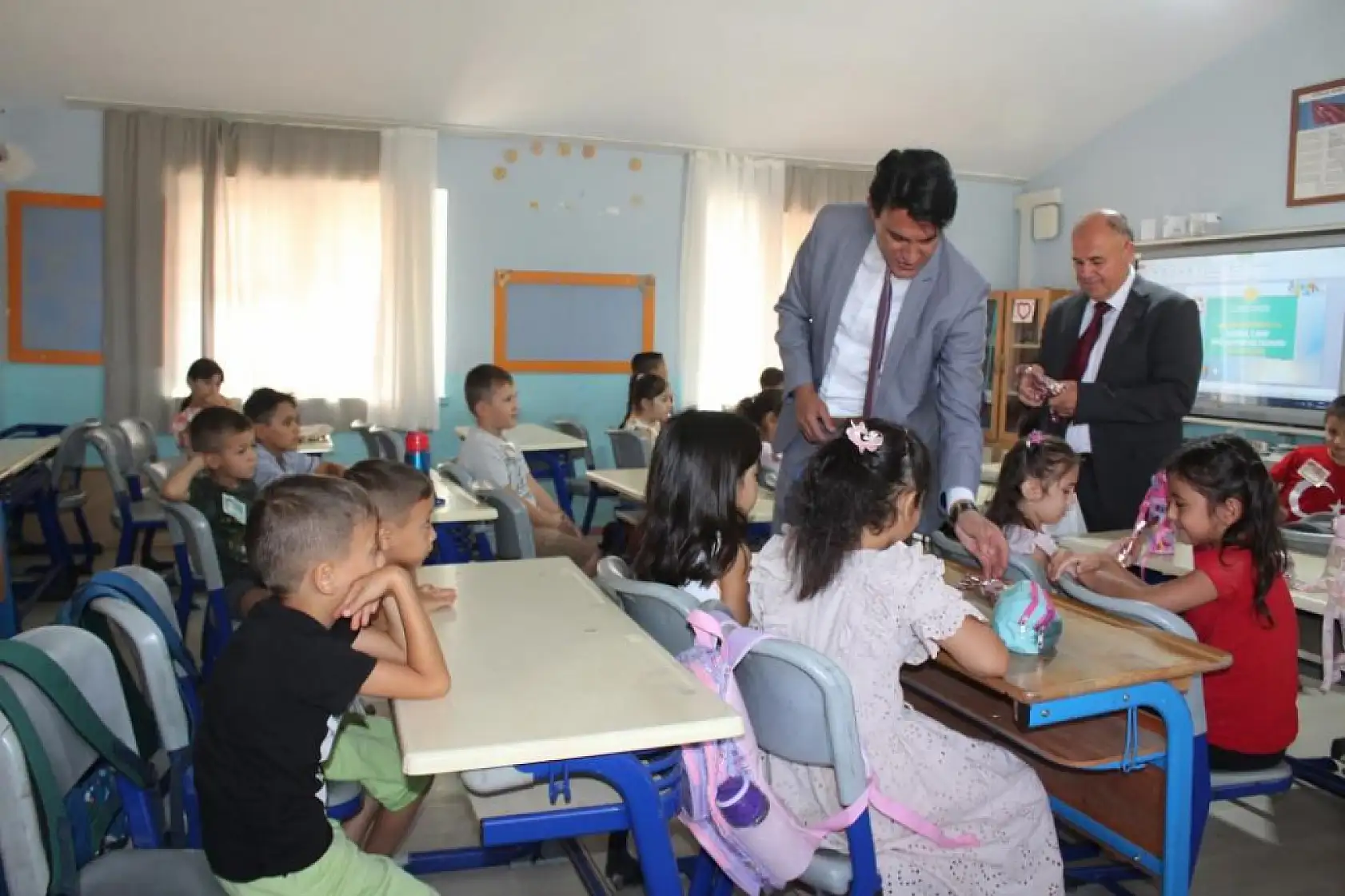 Köyceğiz Kaymakamı Kumcu, uyum haftası kapsamında öğrencilerle buluştu