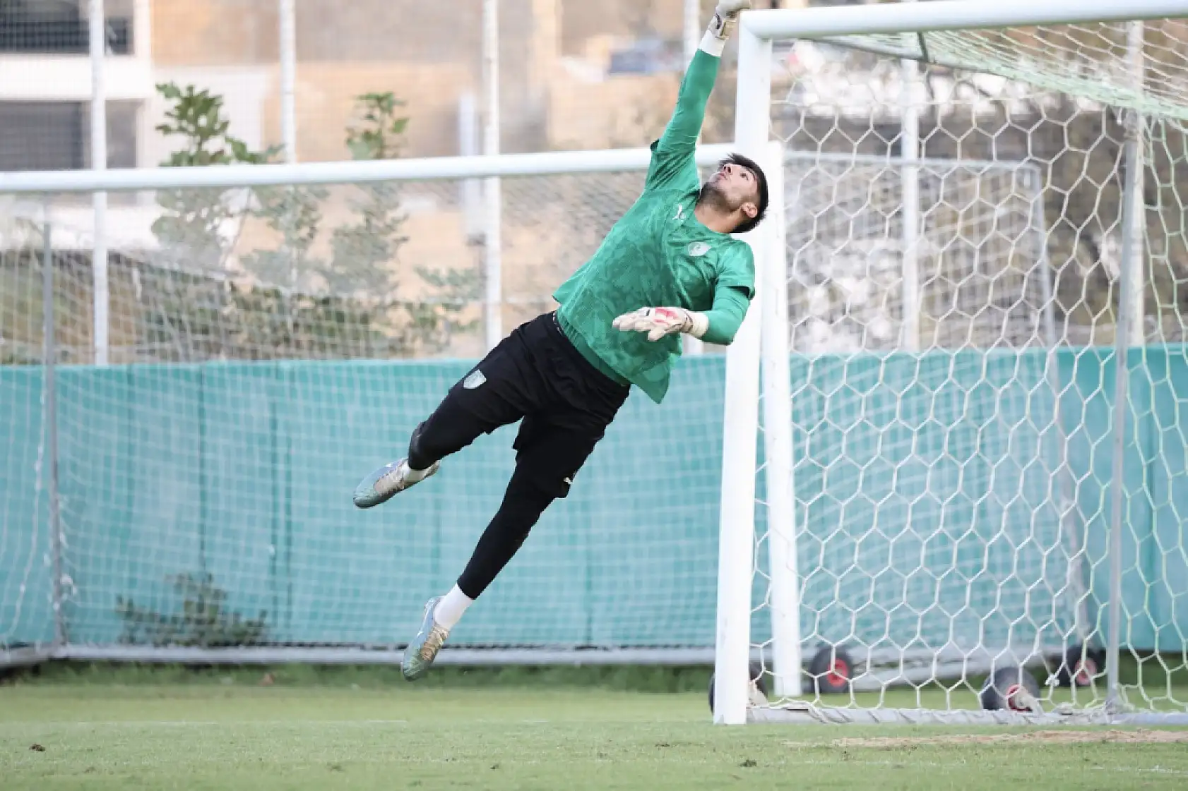 Burhan Eşer: 'İyi bir ivme yakaladık, taraftarımıza galibiyet armağan etmek istiyoruz'