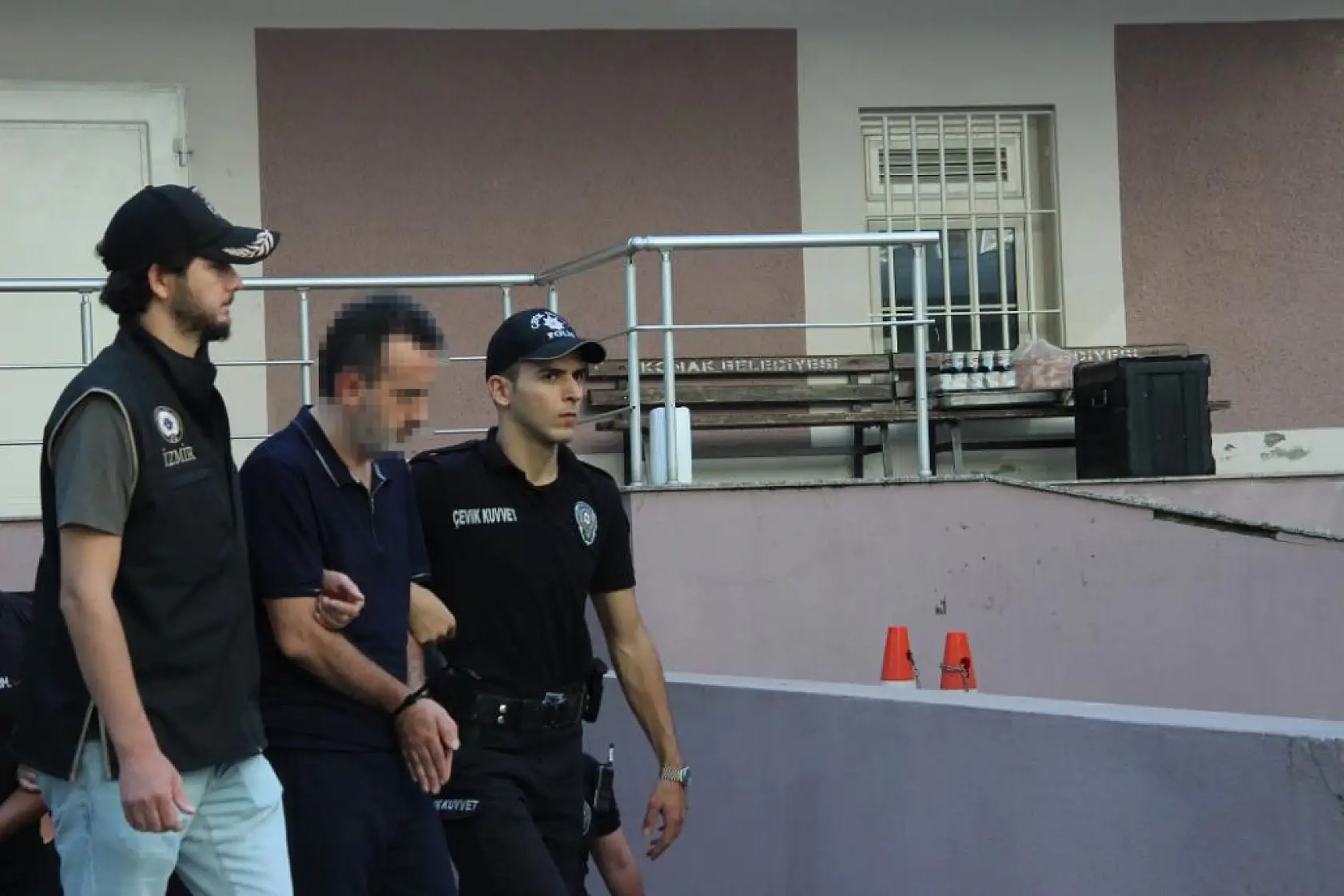 2 polisi şehit eden 16'lık saldırgan, okulların açıldığı günü özellikle seçmiş