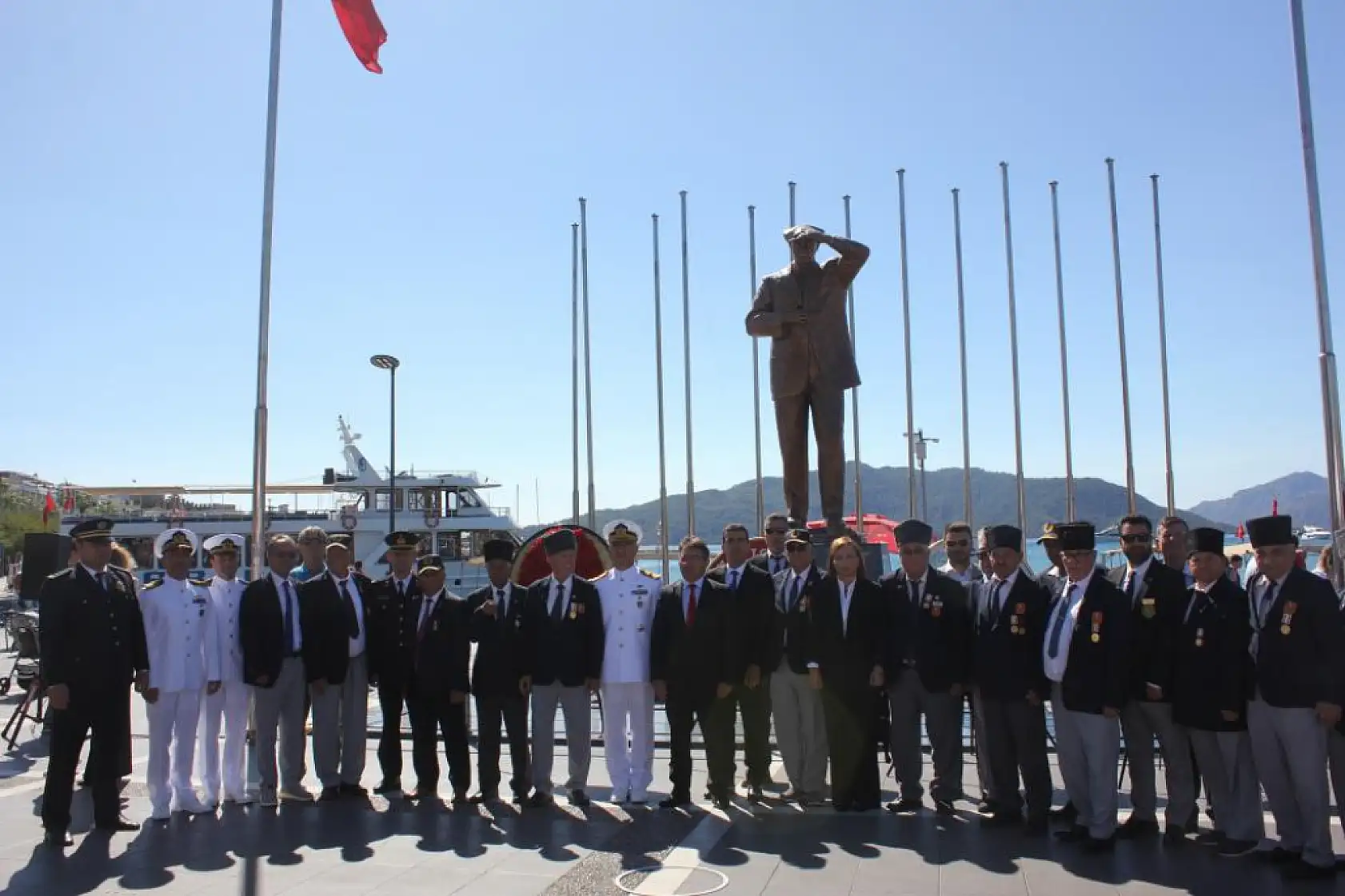 Marmaris gazilerini unutmadı