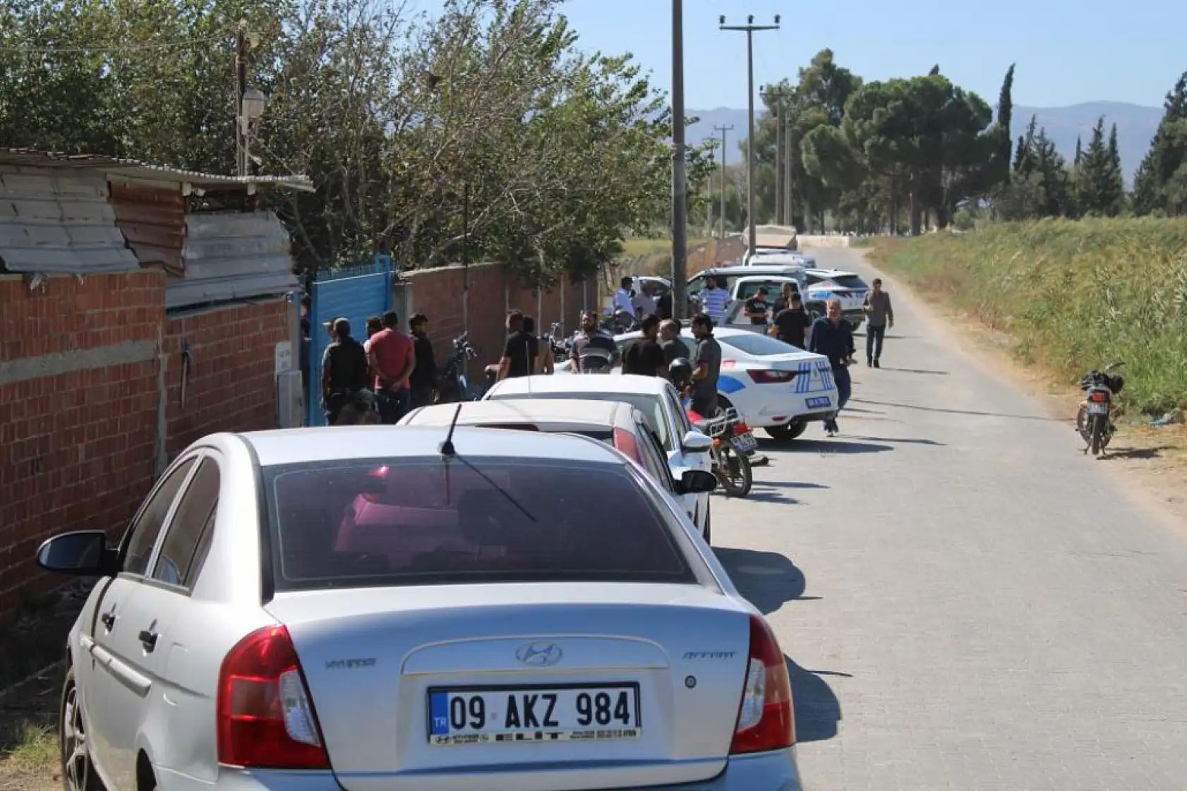 Süt toplama kamyonunun altında kalan çocuk hayatını kaybetti