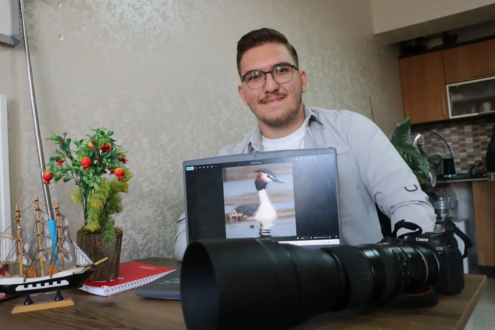 17 yaşındaki öğrenciden Türkiye'de bir ilk: Bahri kuşu belgeseli
