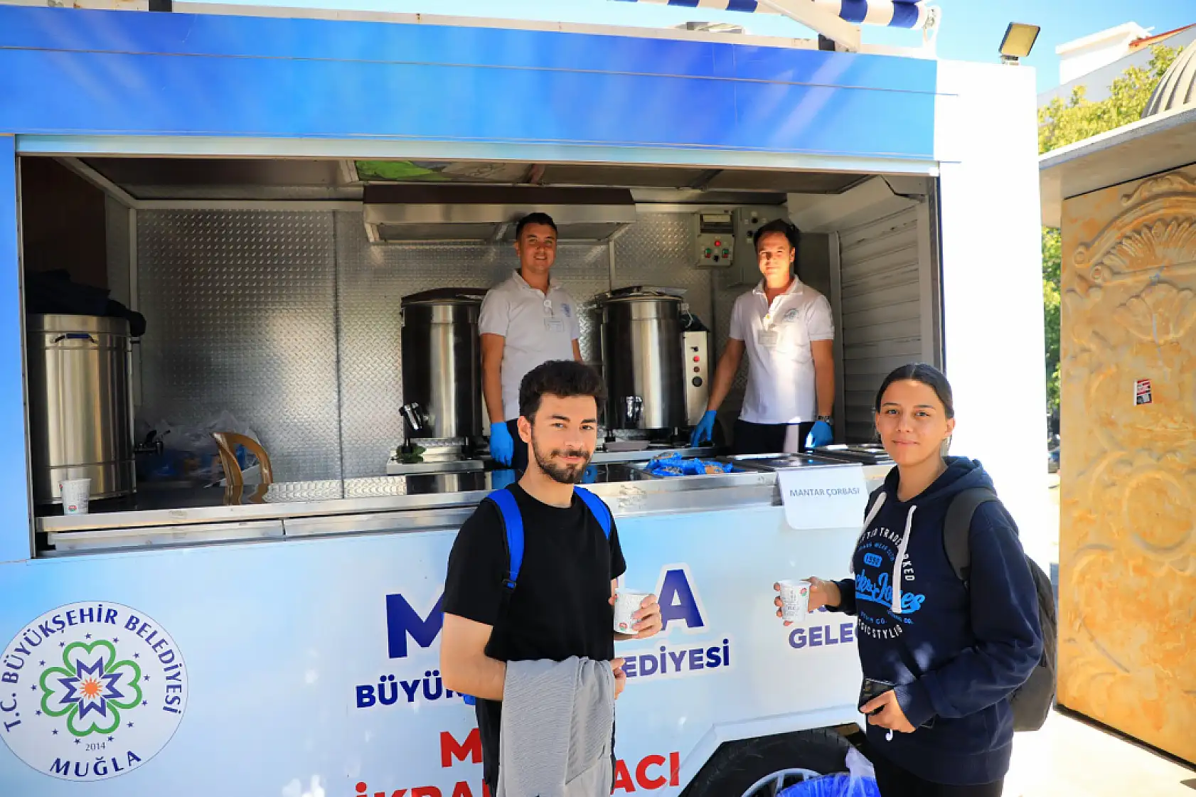 Muğla Büyükşehir'den öğrencilere sıcak çorba