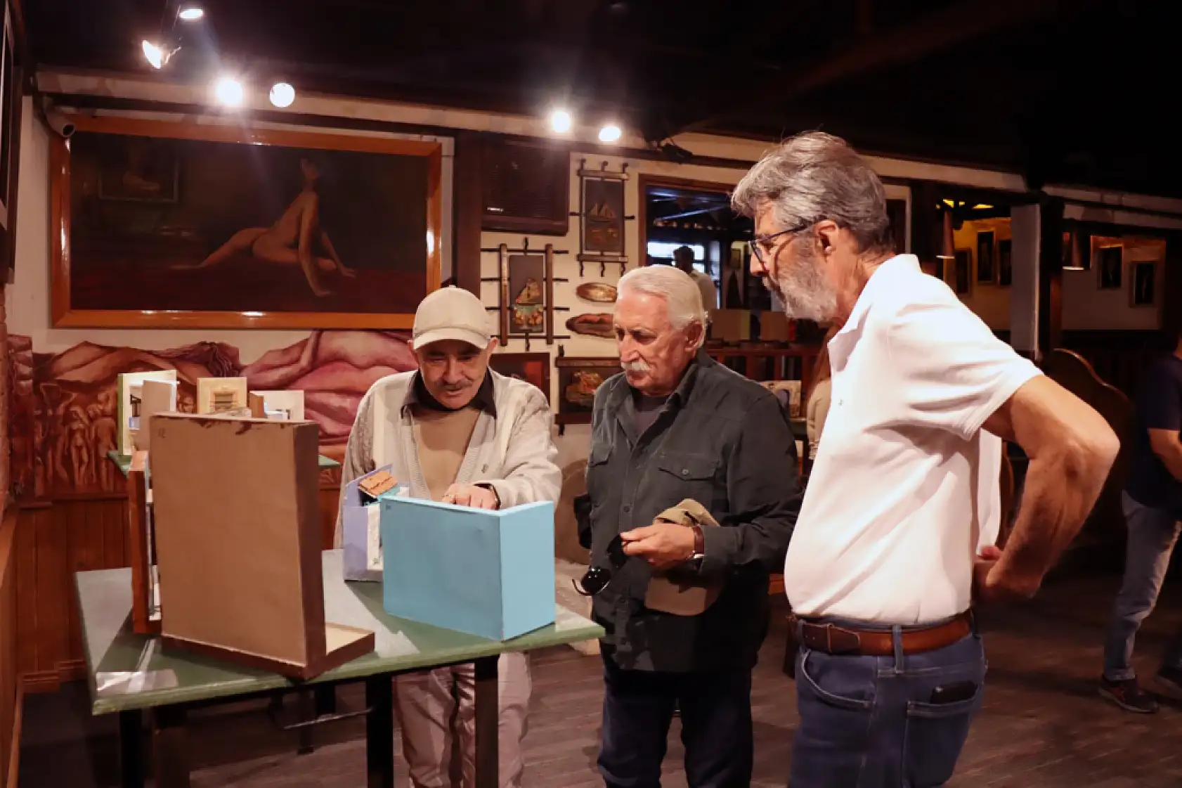 Menteşe'de 'Diorama' sergisi açıldı