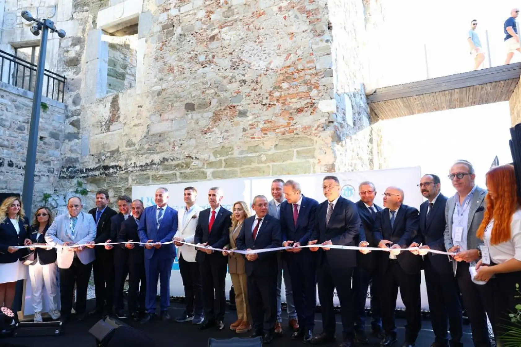 Milyon dolarlık yatlar Bodrum'da buluştu