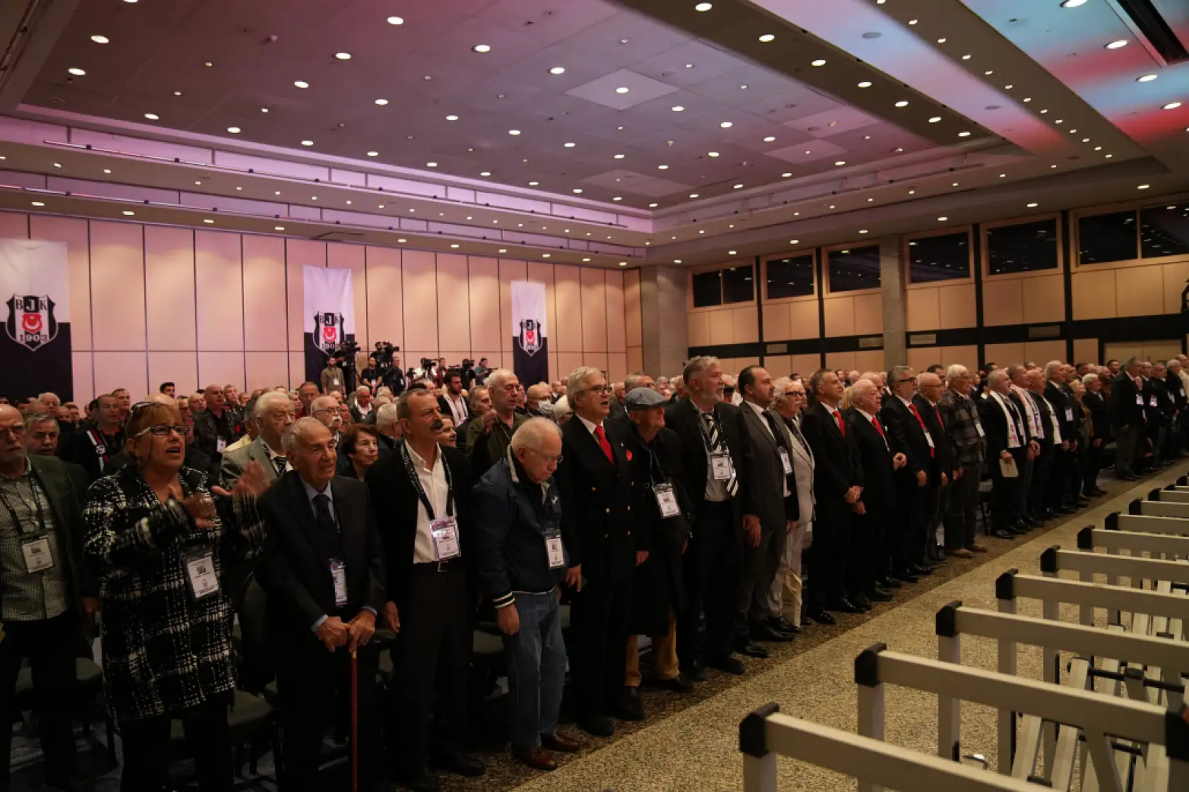 Beşiktaş'ta olağan divan kurulu başkanlık seçimi başladı