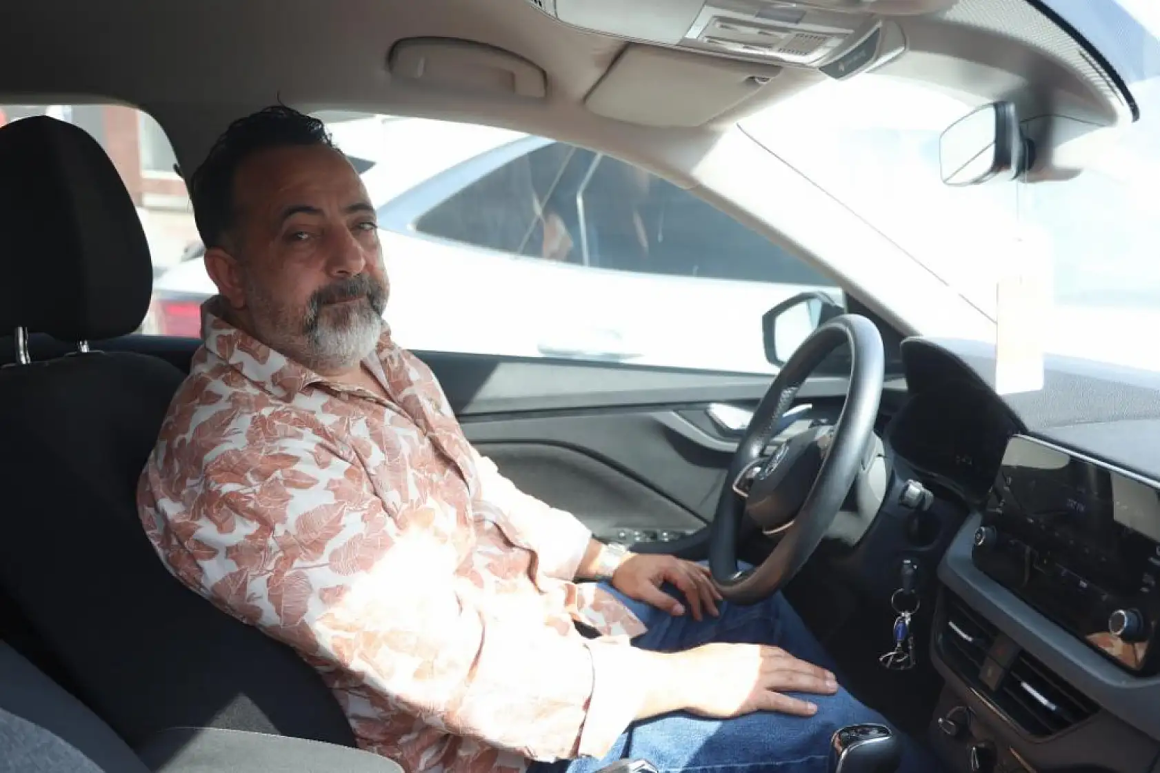 Aracını satmak isterken dolandırıcının tuzağına düşen vatandaş, bakiyesi yetersiz olunca dolandırılmaktan kurtuldu