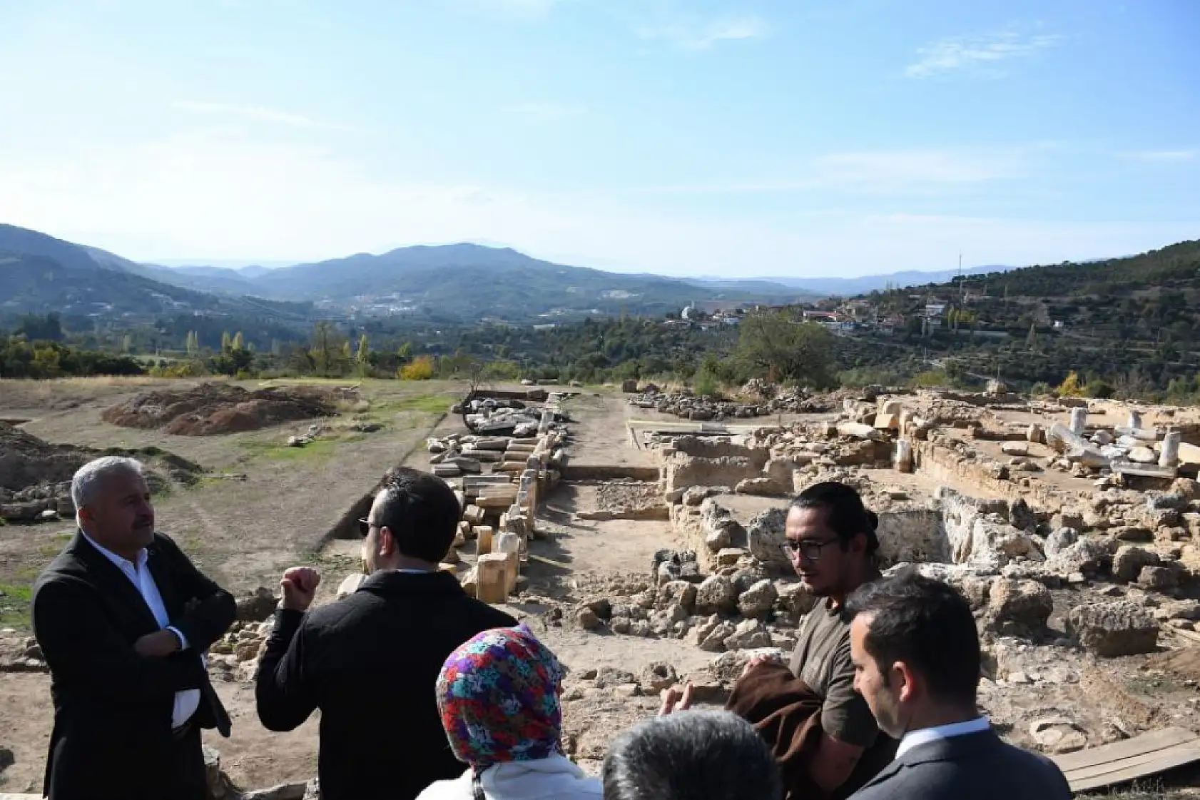 4 bin yıllık Hyllarima Antik Kentinde Zeytin hasadı