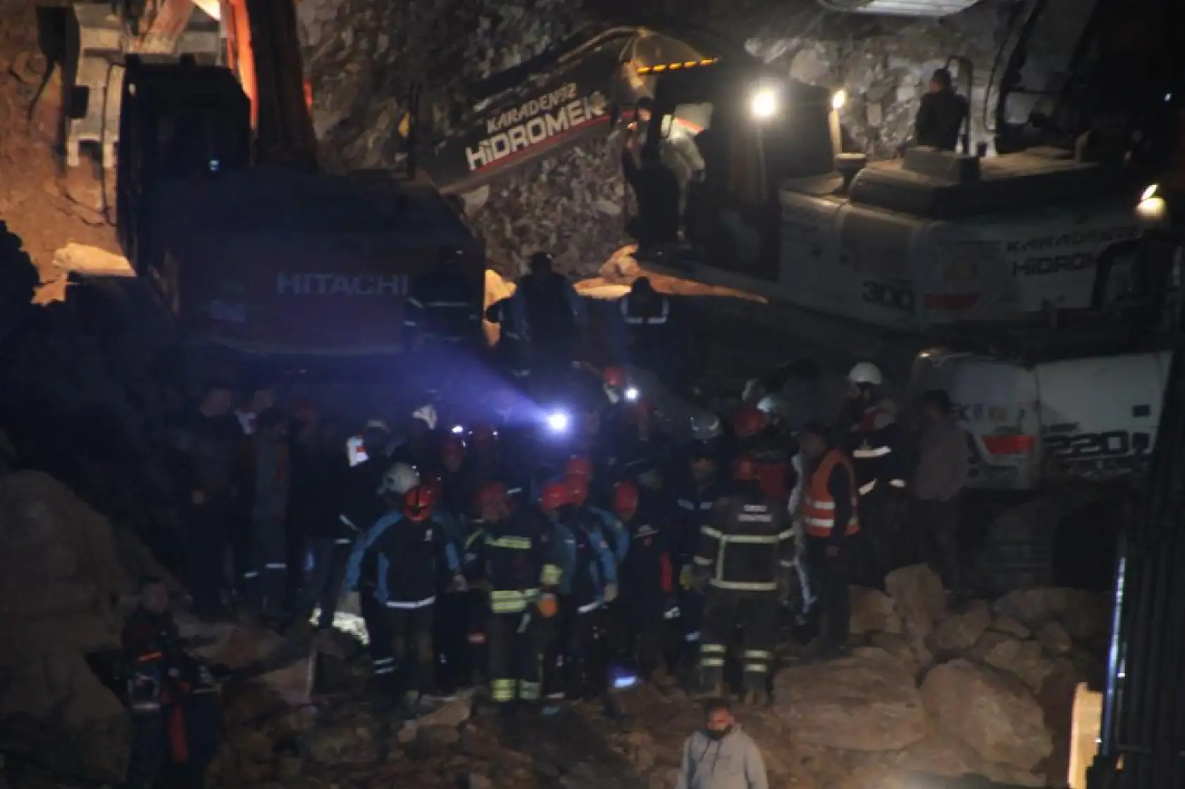 Ordu'da Taş Ocağı Çöktü! 2 İşçiden Birinin Cansız Bedenine Ulaşıldı