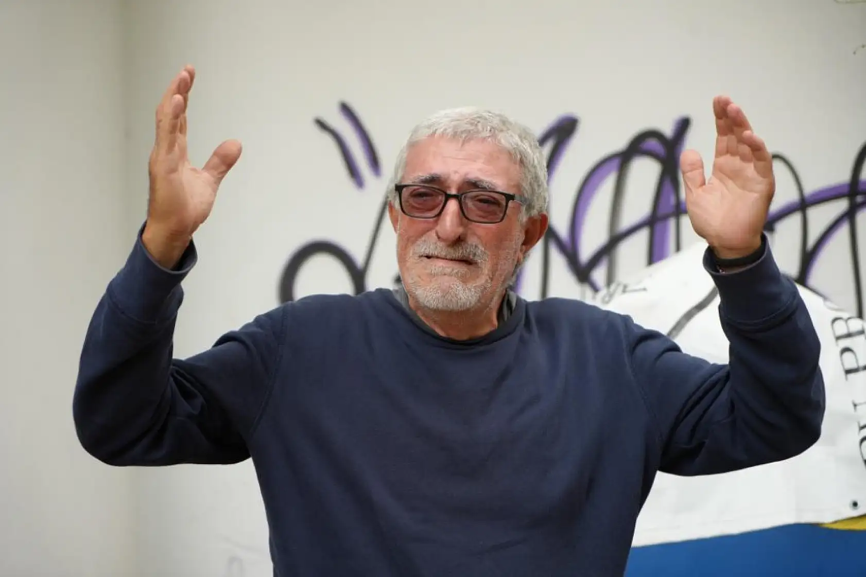 Evlendi, bıçaklandı, evinden oldu, kelepçelendi, sokakta kaldı 64 yaşındaki adamın çilesi bitmedi