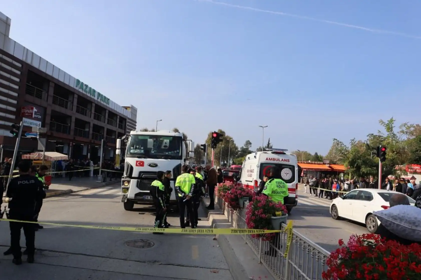 Mikserin altında kalan yaşlı kadın feci şekilde can verdi