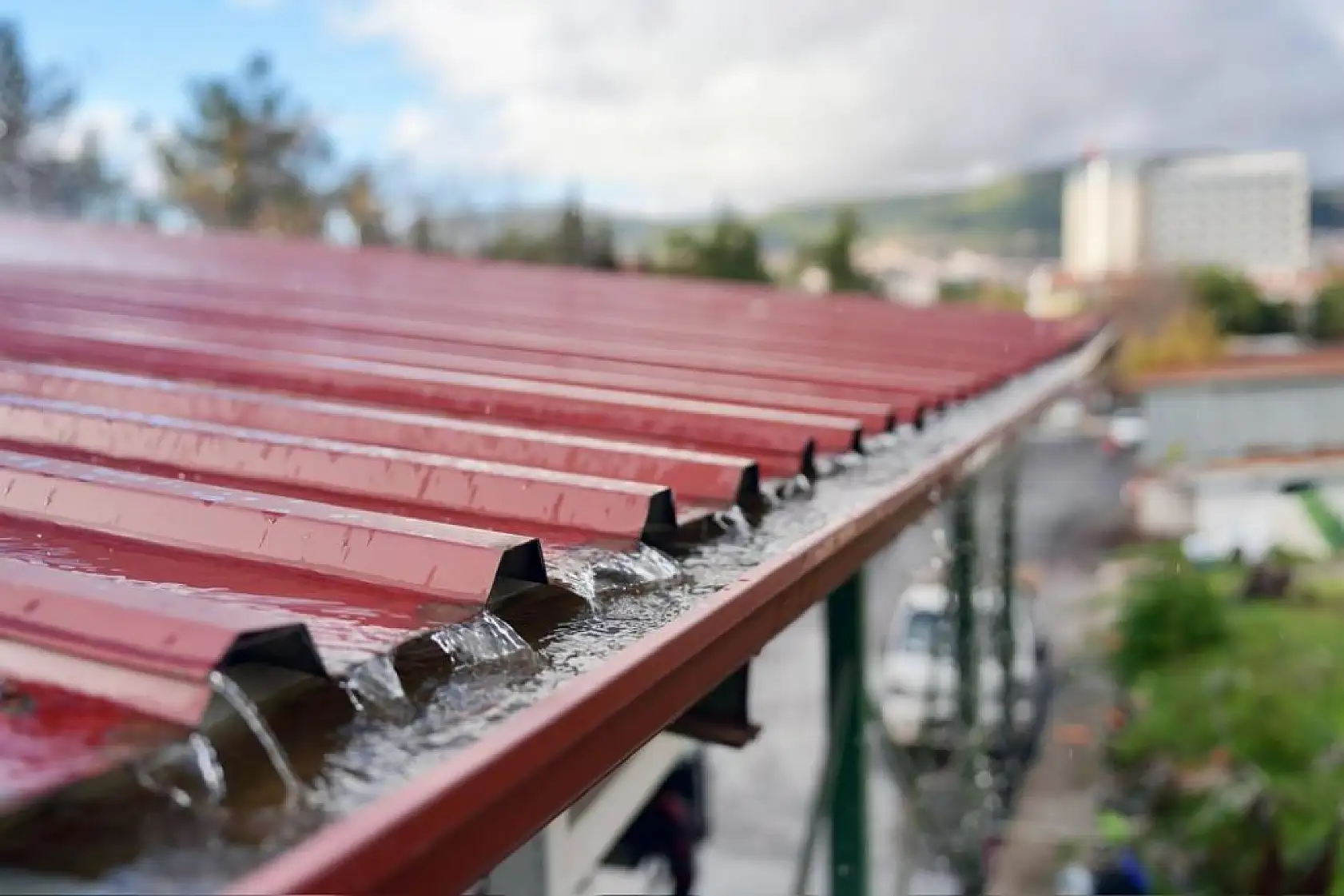 Menteşe Belediyesi yağmur suyu hasadı ile aylık 300 ton su tasarrufu sağlanıyor