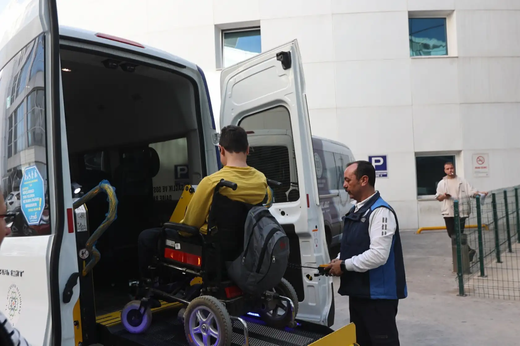 Engeller Muğla'da sevgi ve hizmetlerle aşılıyor