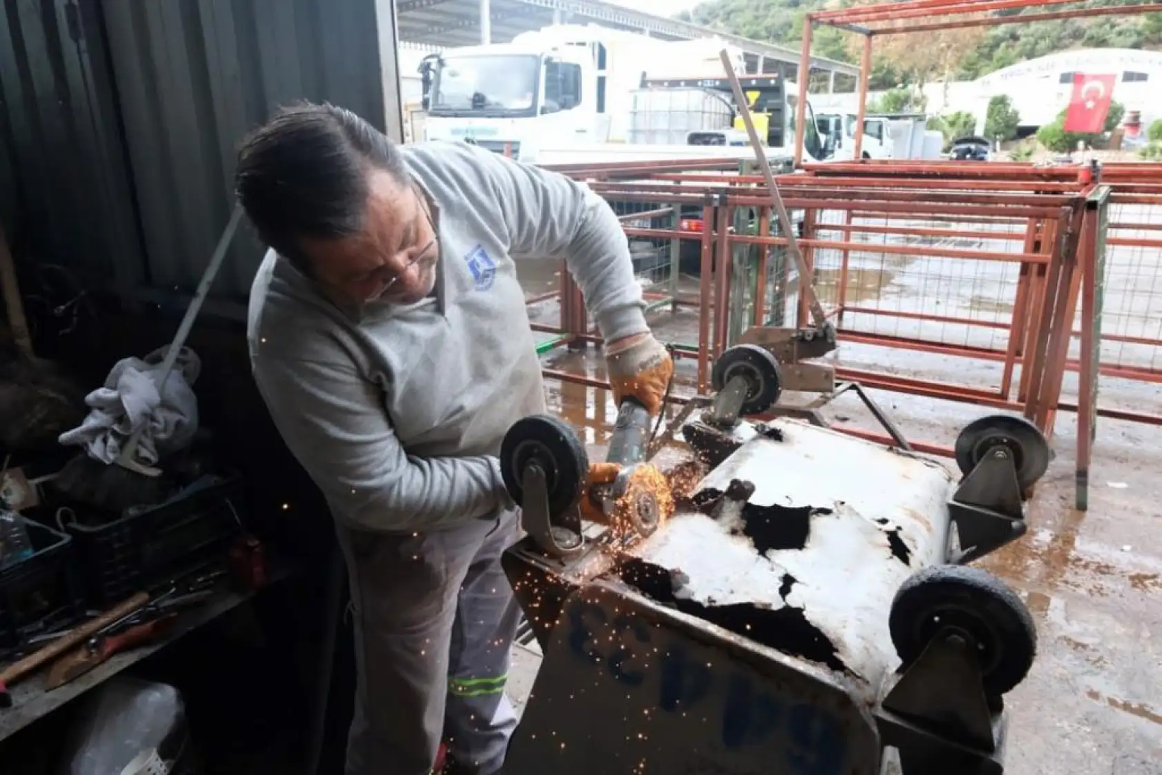 Bodrum Belediyesi Atık Malzemeleri Yeniden Kullanıma Kazandırıyor