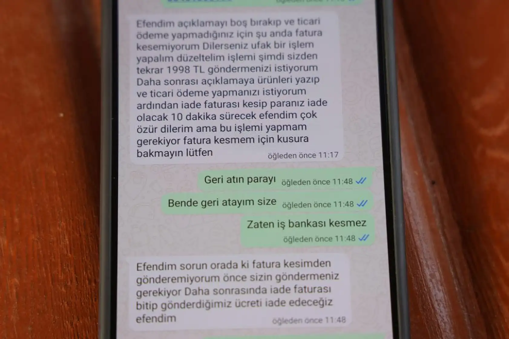 Hediye almak isteyen üniversite öğrencisi IBAN oyunuyla dolandırıldı