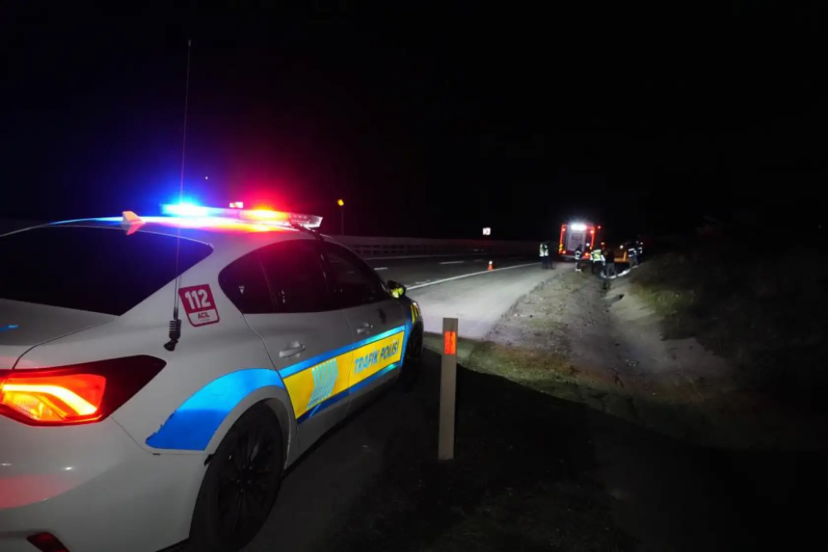 Takla atan otomobil hurdaya döndü: Aynı aileden 3 kişi yaralandı