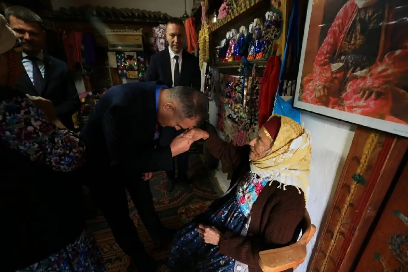 Fatmana 'Ölmeden valiyi görmek istiyorum' dedi, hayali gerçek oldu