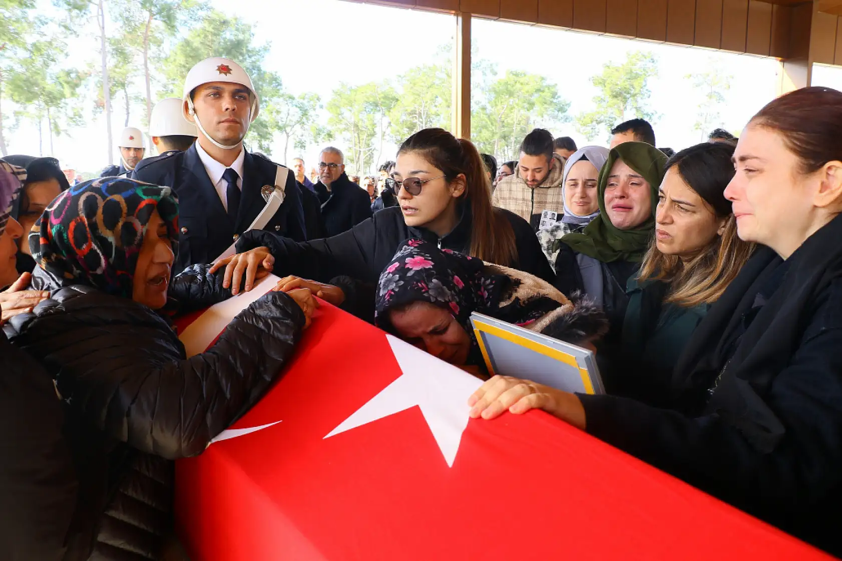 Muğla'da görev dönüşü hayatını kaybetti, şehit sayılmadı: Eşinden yürek burkan çağrı