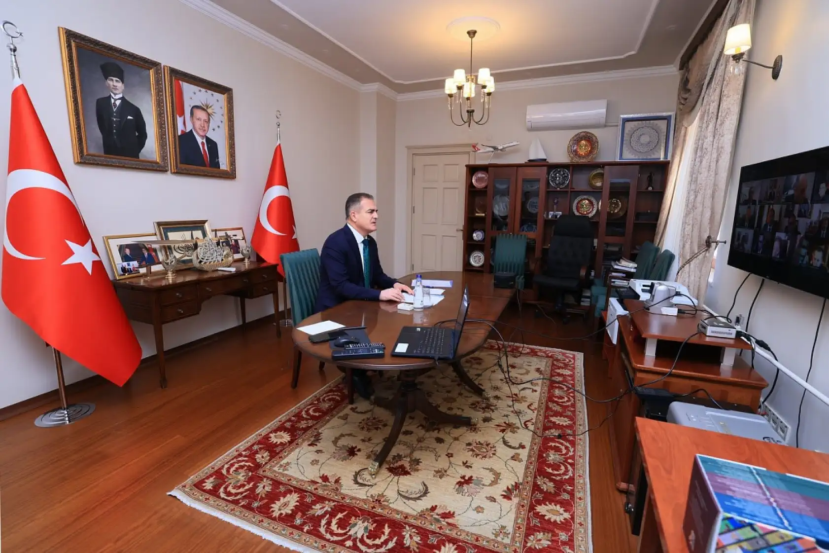 Muğla Valisi Akbıyık Başkanlığında yeni yıl tedbirleri toplantısı yapıldı