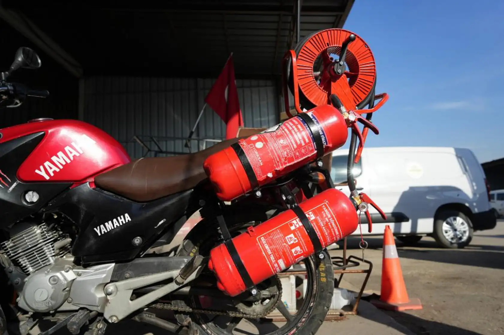 Vatandaşın geliştirdiği bu sistem yangını kıvılcım anında durduracak