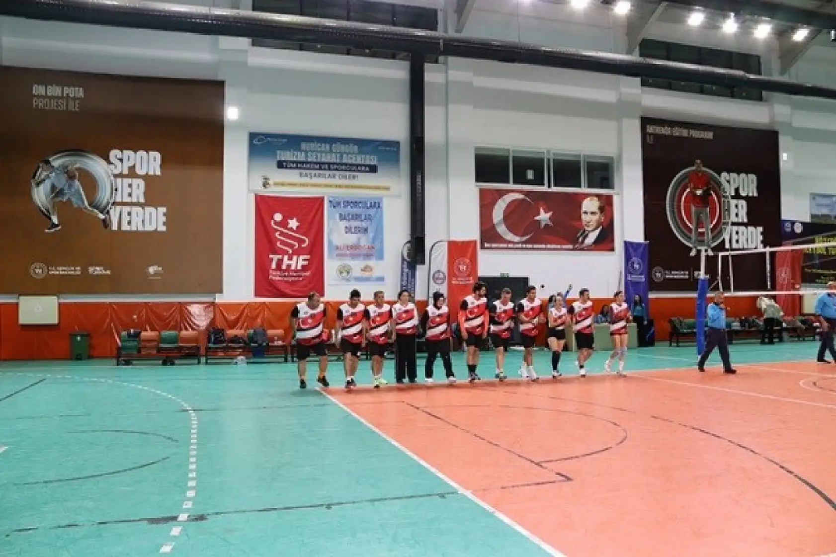 Köyceğiz Voleybol Turnuvası ödül töreni ile tamamlandı