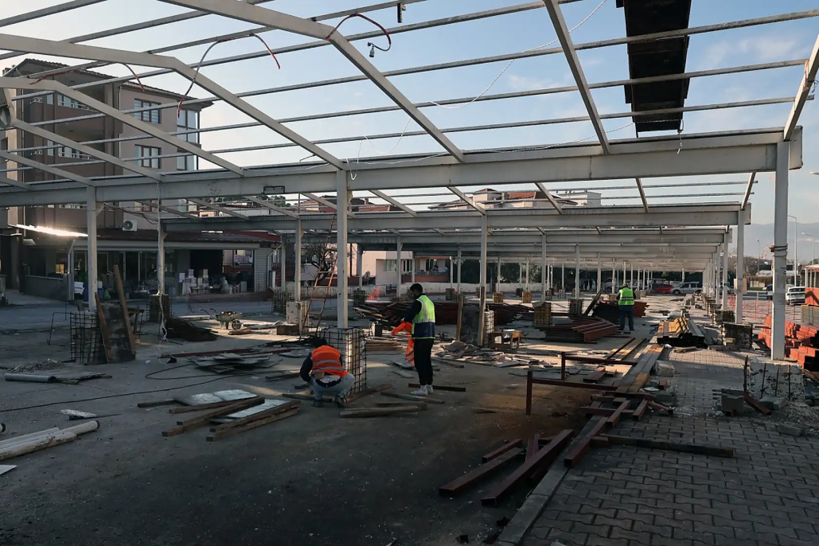 Yatağan pazaryeri modern ve konforlu bir yapıya kavuşuyor