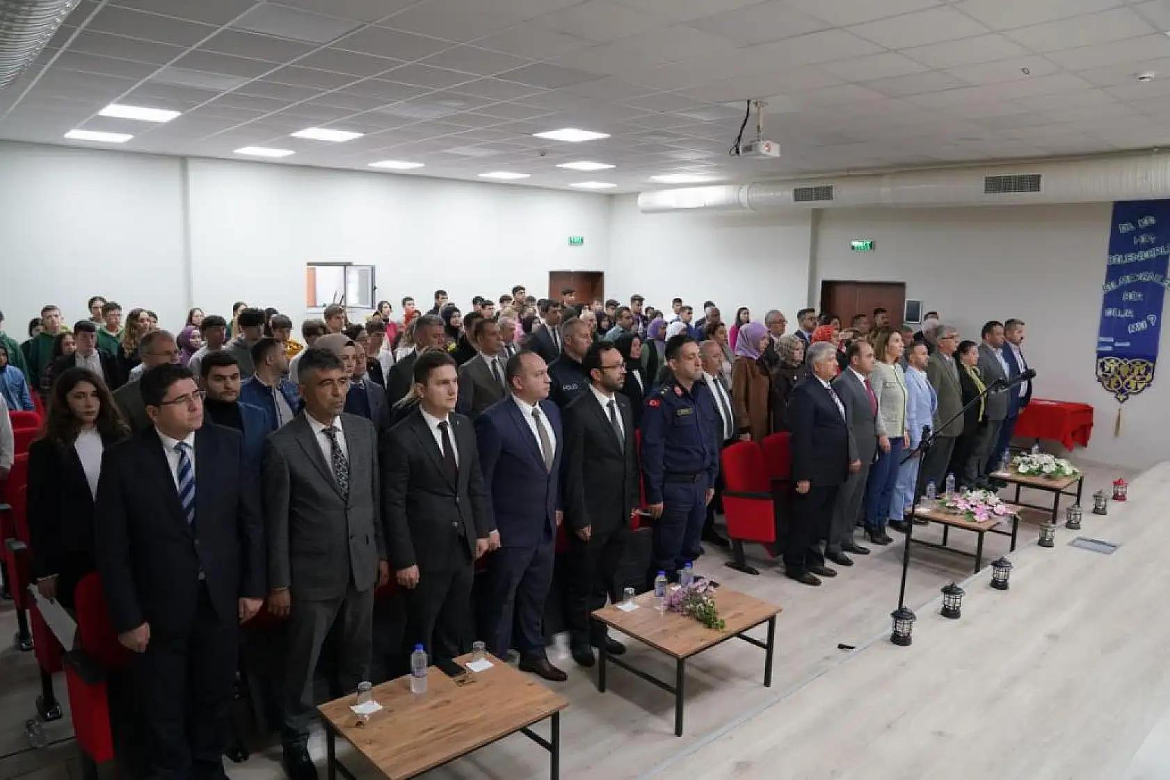 Başkan Akdenizli, Öğretmenler Günü Programına Katıldı