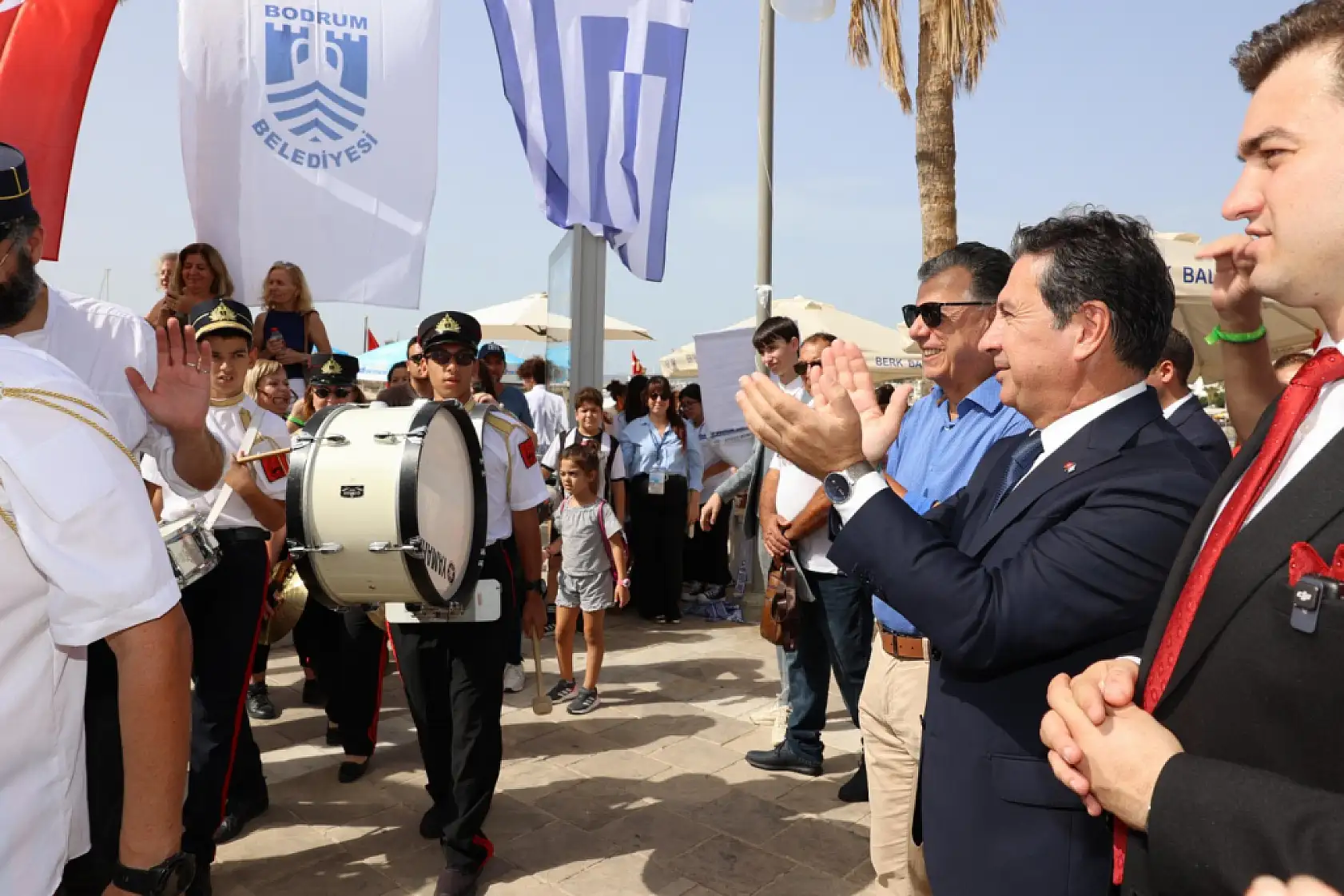 Başkan Aras 5. Uluslararası İki Yaka Kültür Festivali'nde Konuştu 'Birbirimizi sevdiğimizde sevgi iklimi hakim olacak'