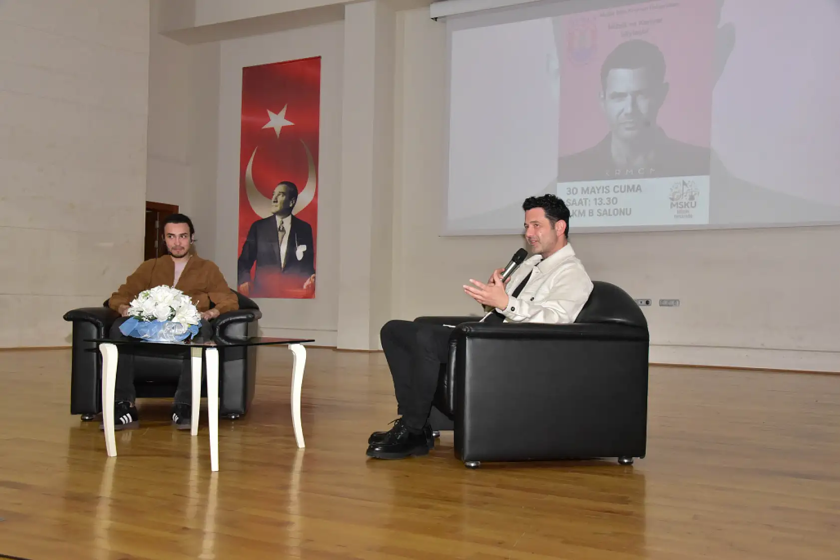 Ünlü Sanatçı Keremcem MSKÜ'lü Öğrencilerle buluştu