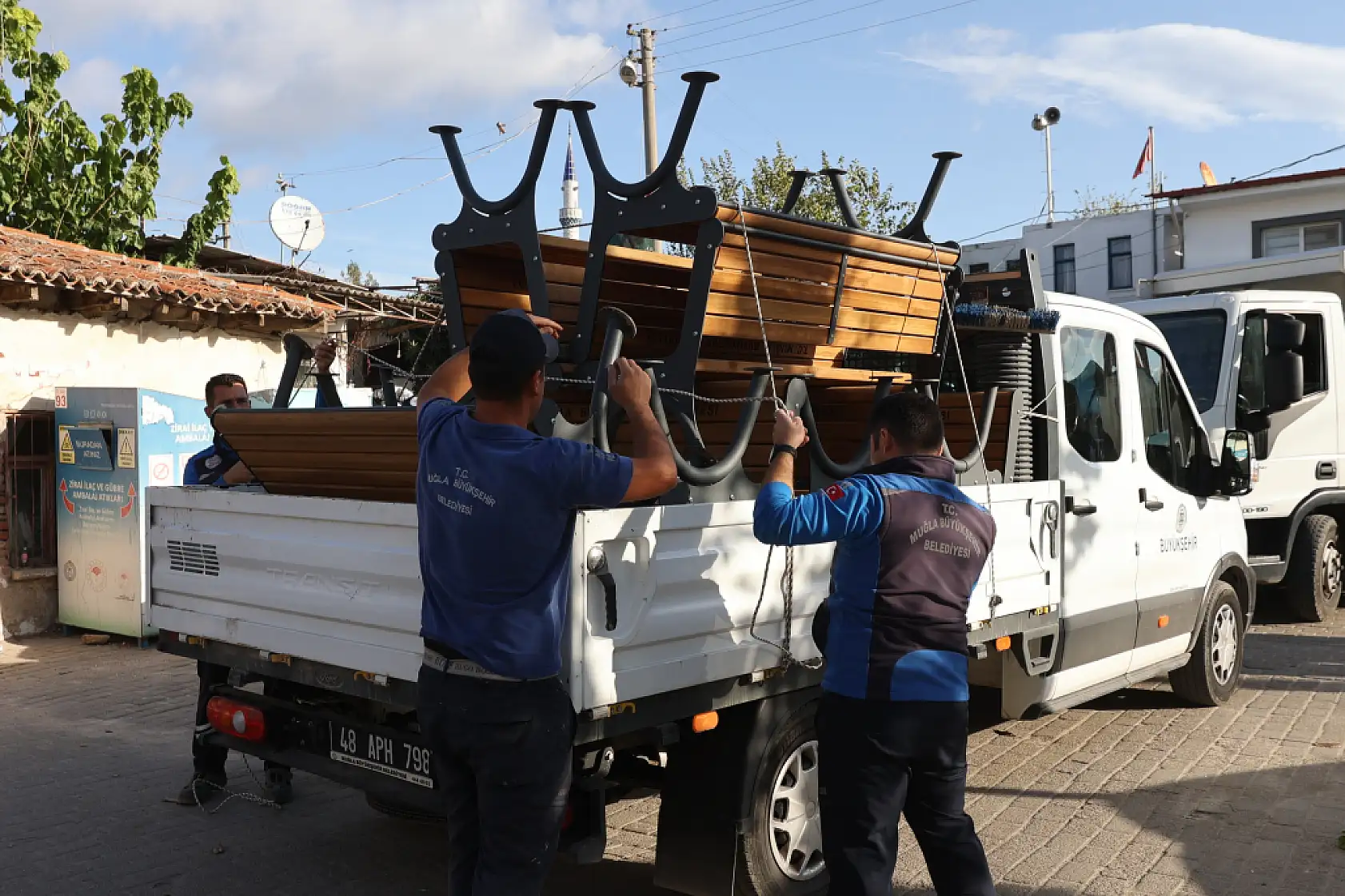 Muğla Büyükşehir, 13 İlçede Oyun Alanı ve Peyzaj Donatısını Güçlendiriyor